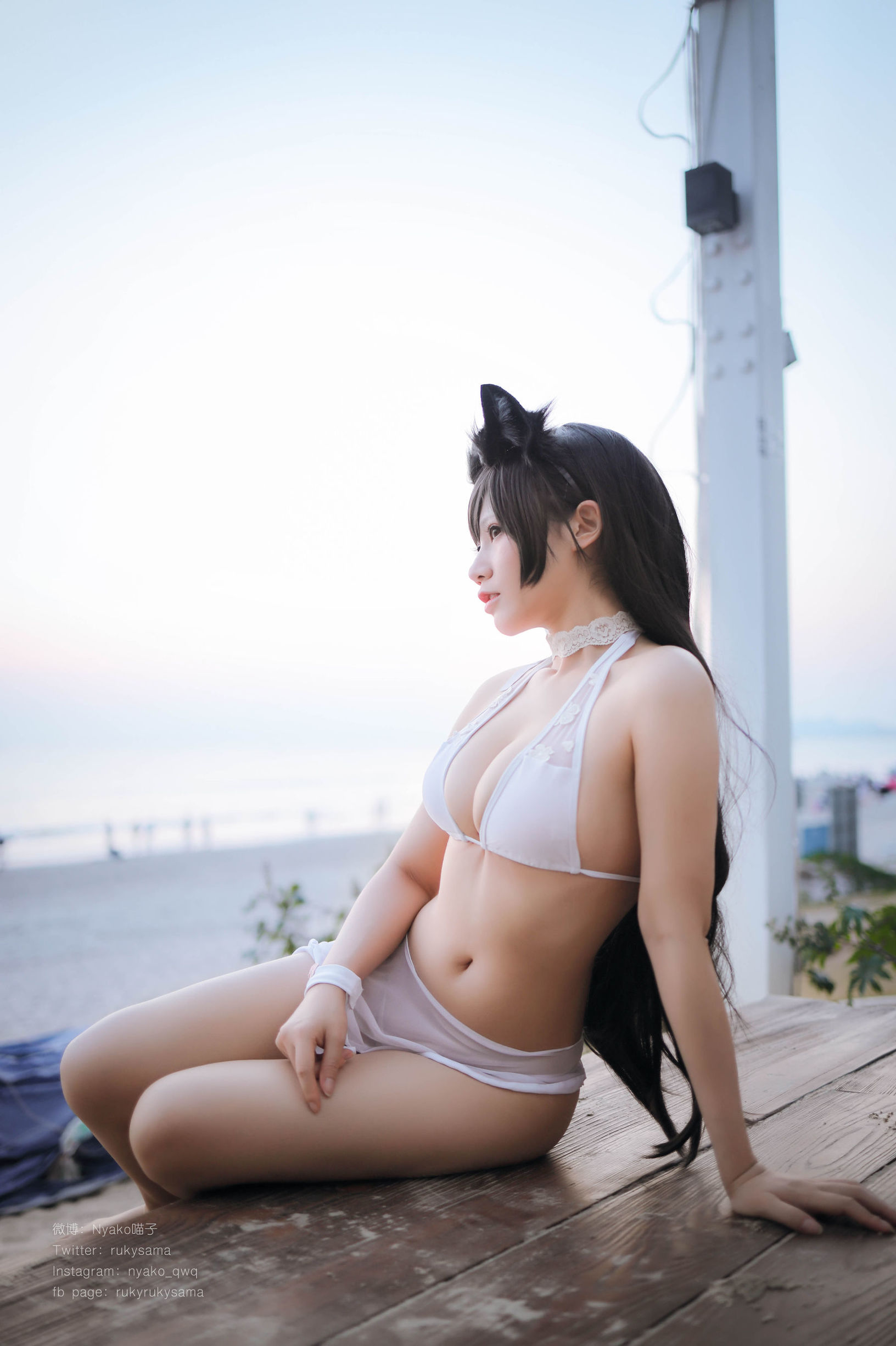 Cute Girl Nyako Meowko loves Atago Swimsuit
