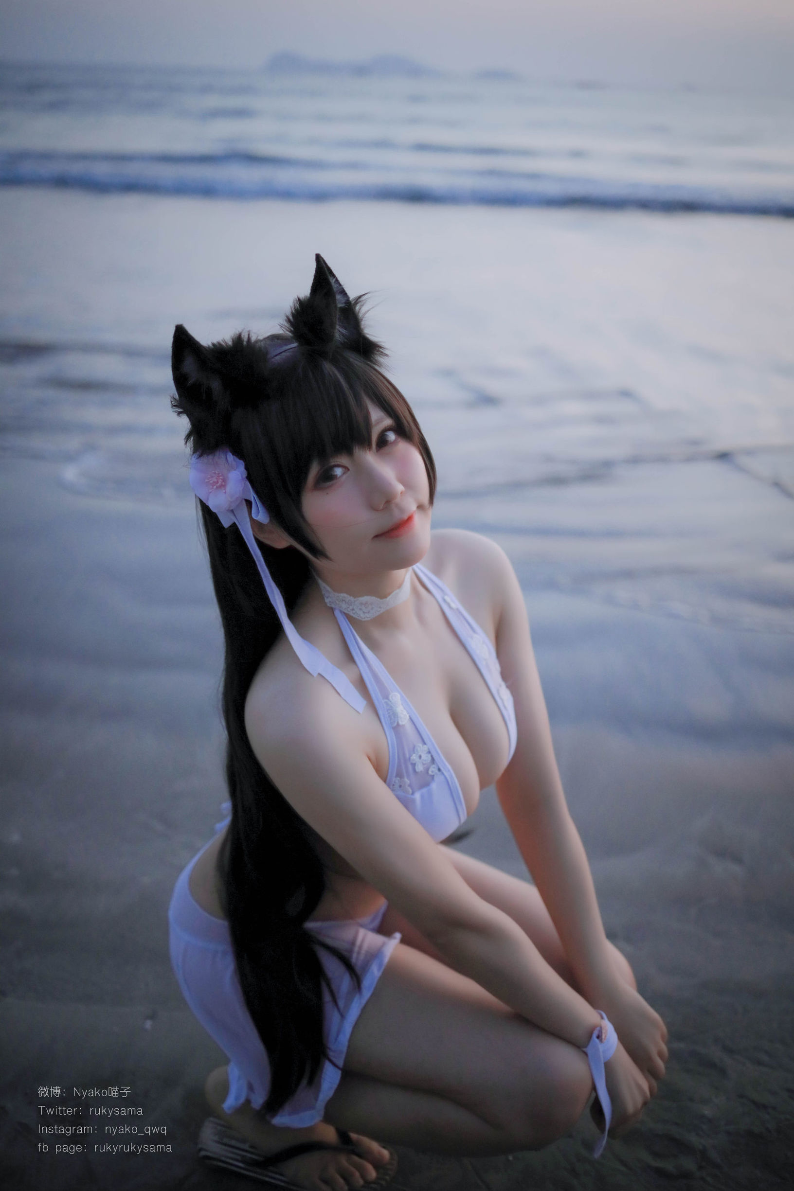 Cô gái dễ thương Nyako Mèo con yêu trang phục bơi Ayanami