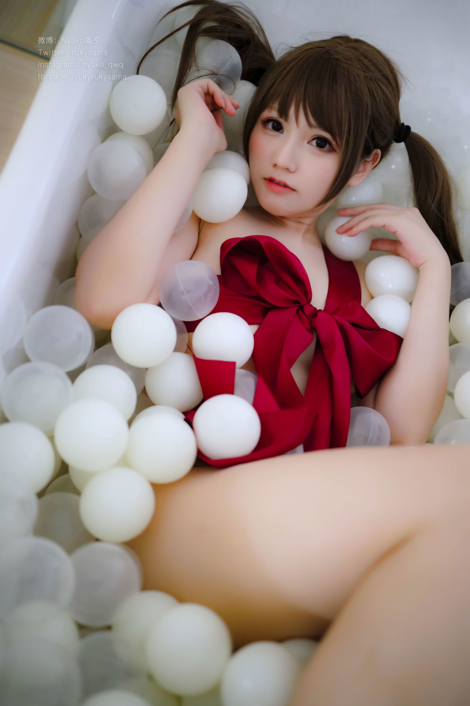Cute Girl Nyako Meowzi, Red Ribbon Girl