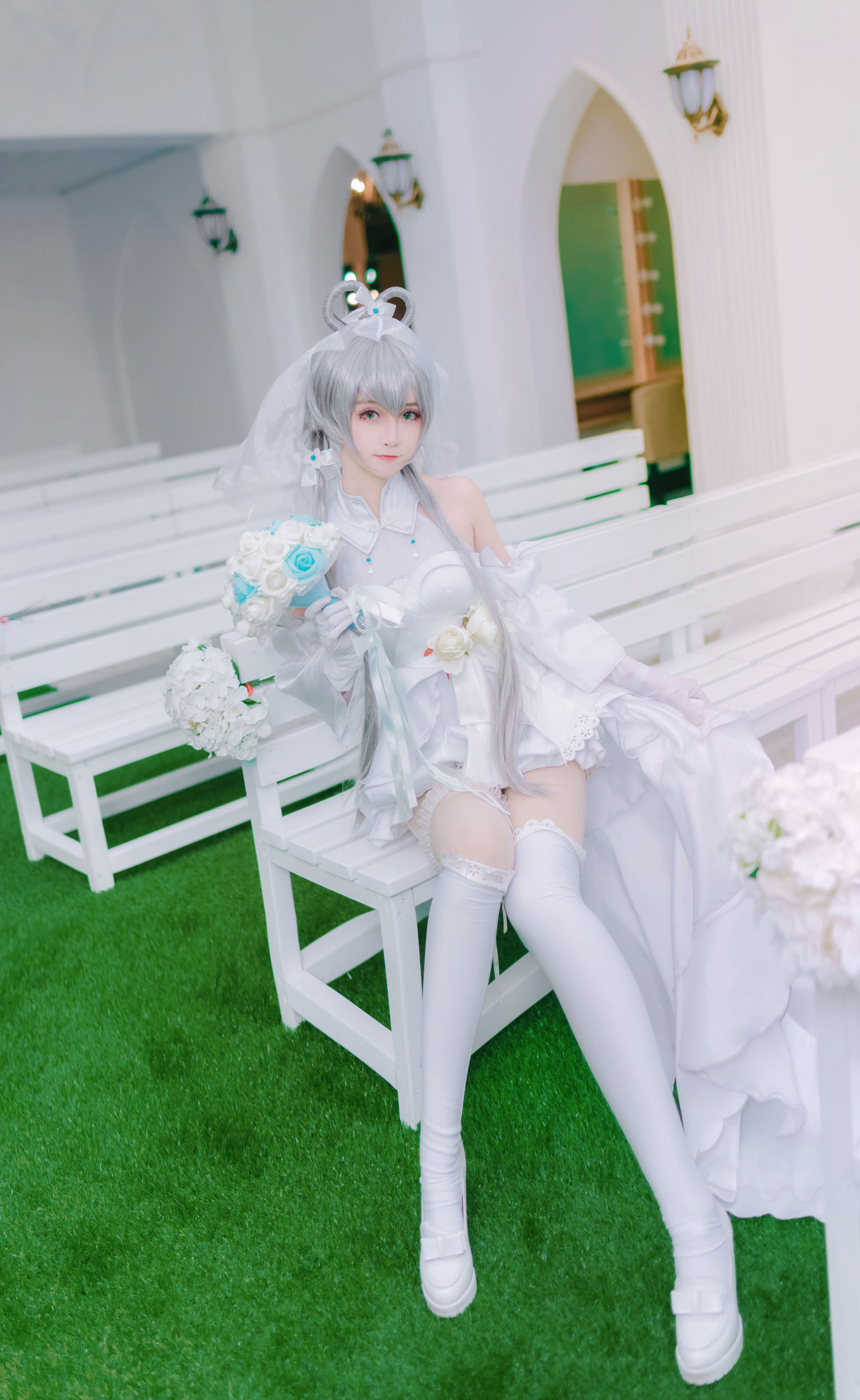 萌寵博主yui金魚 洛天依婚紗