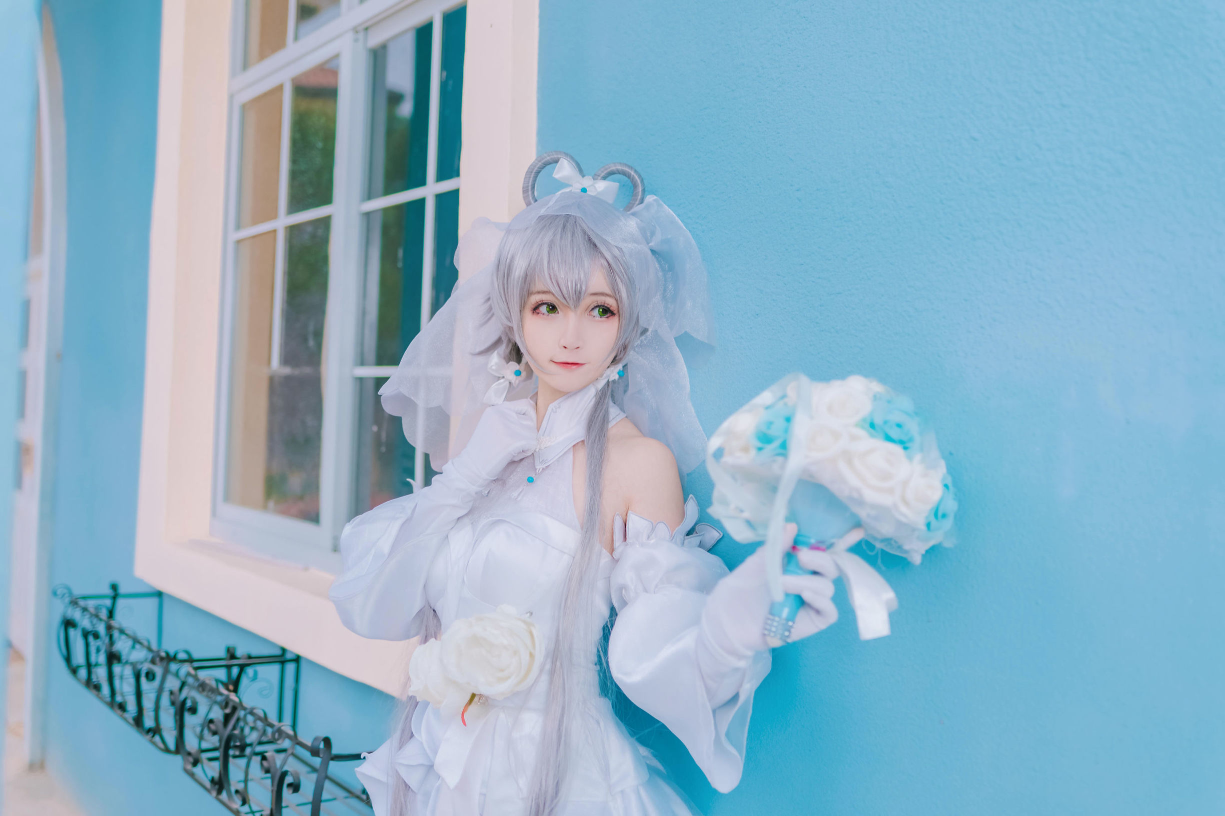 萌寵博主yui金魚 洛天依婚紗