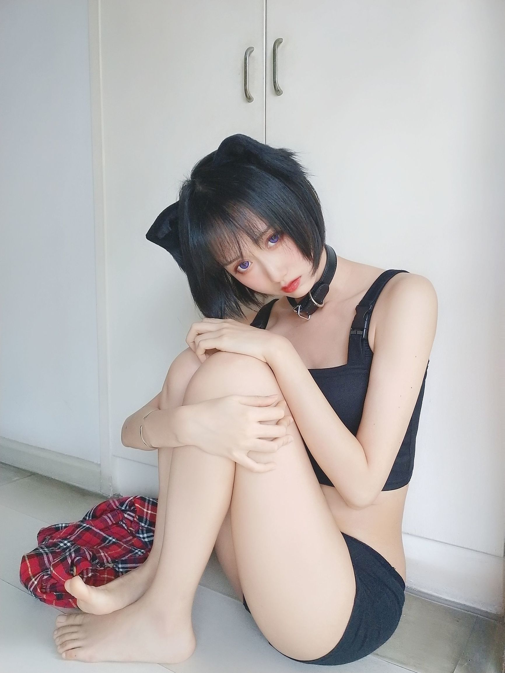 Hệ moe tiểu thư Mộc Miên Miên OwO, Mèo bất lương