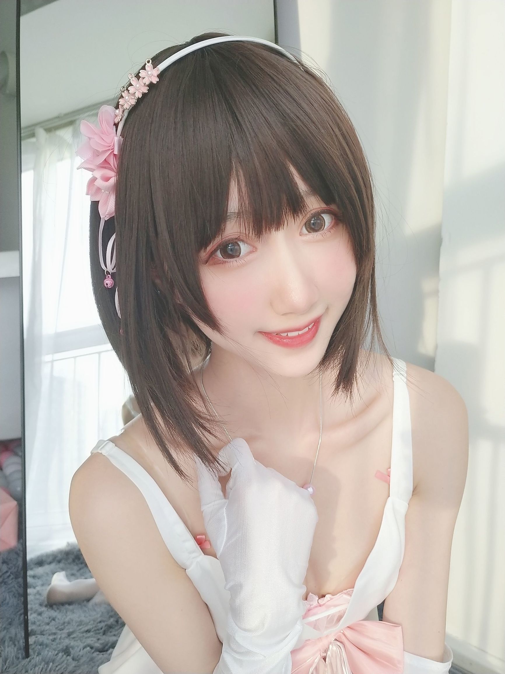 萌え系お姉さんムミェンメンOwO 加藤恵 礼服