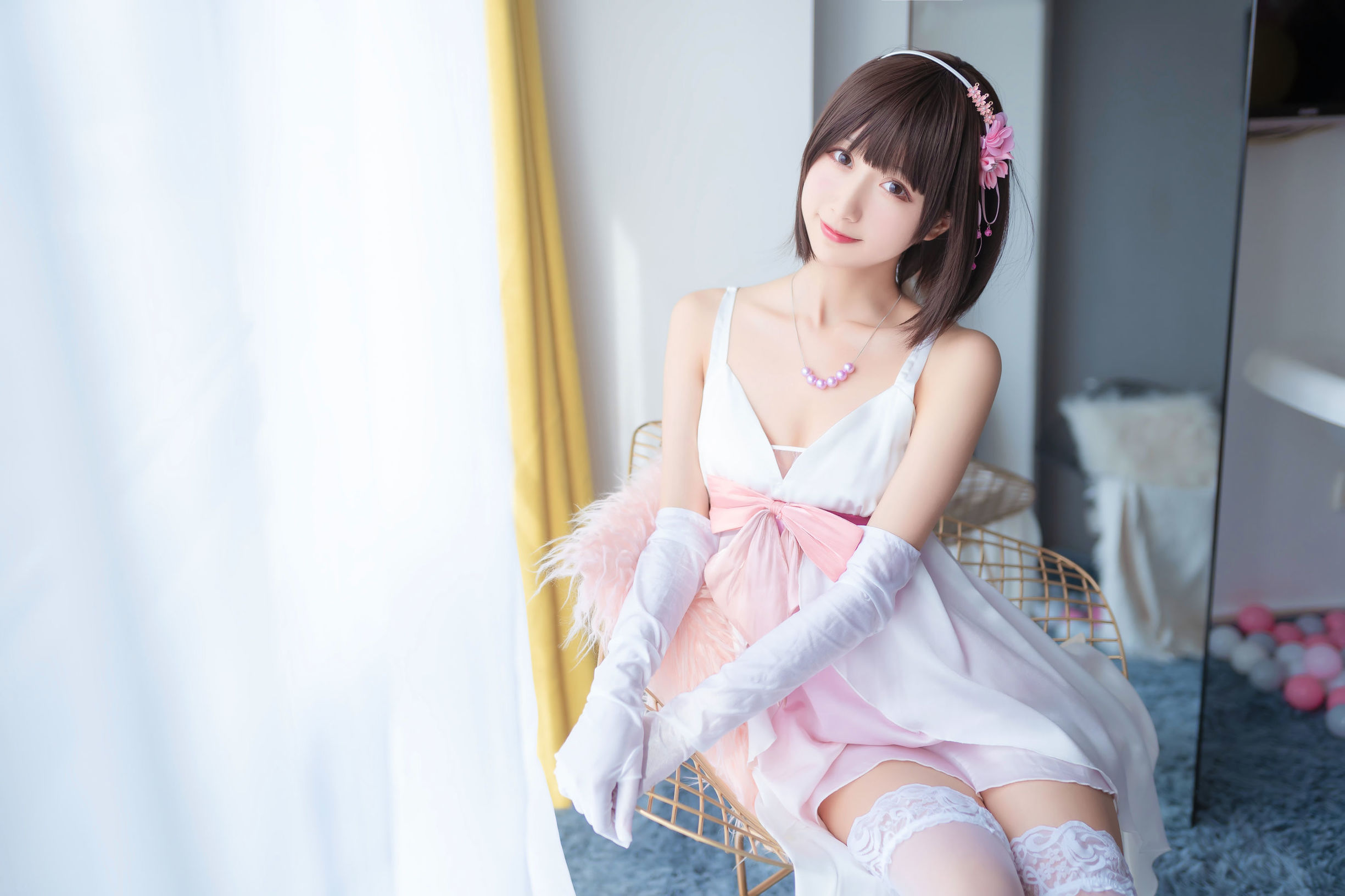 모에계 아가씨 무미안미안 OwO, 카토 메구미, 예복