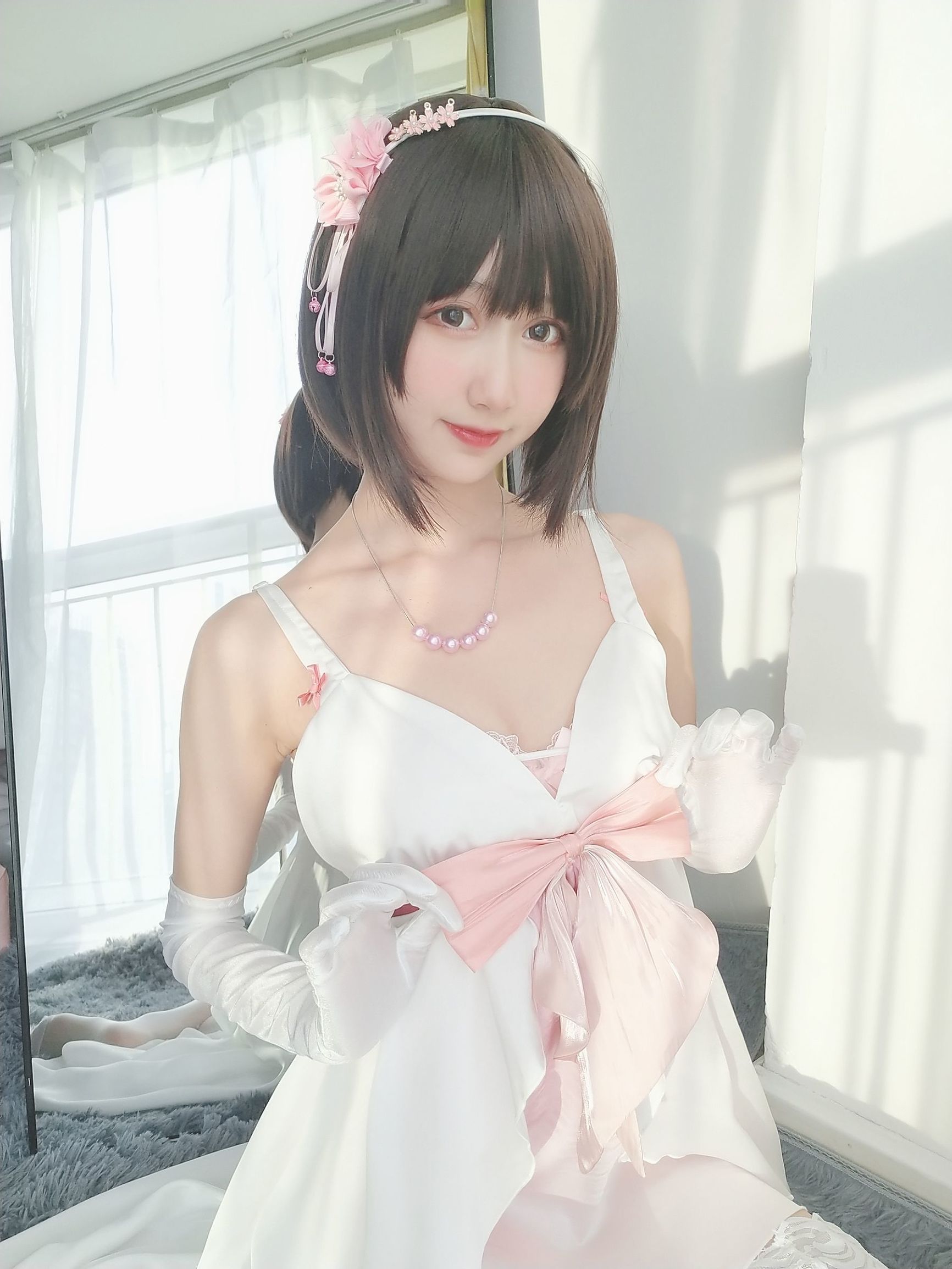 萌え系お姉さんムミェンメンOwO 加藤恵 礼服