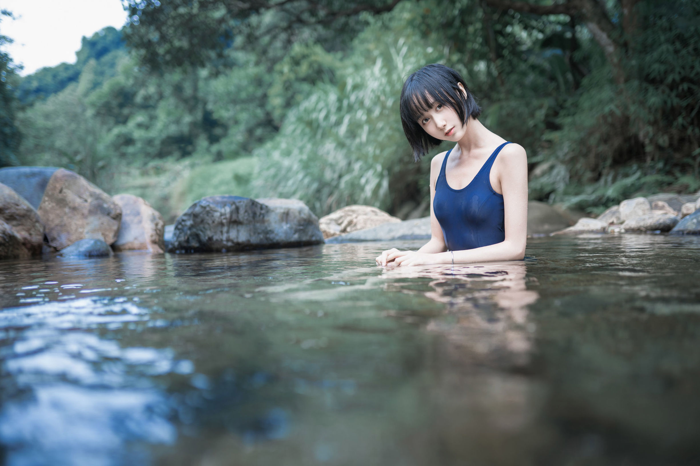 萌え系お姉さん ムミェンミェン OwO 水色渓辺の制服