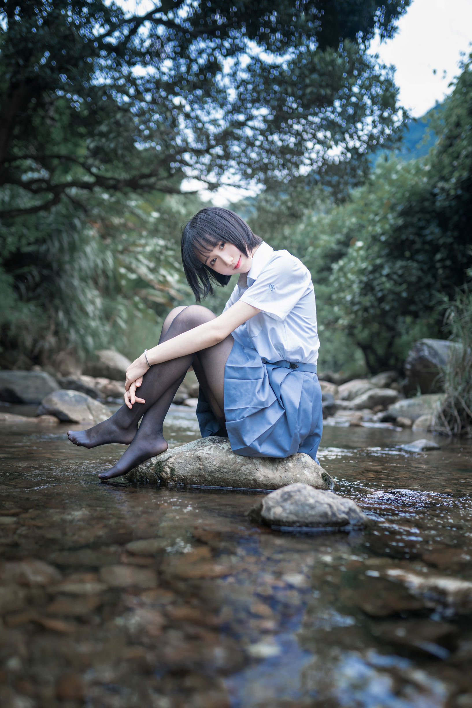 萌え系お姉さん ムミェンミェン OwO 水色渓辺の制服