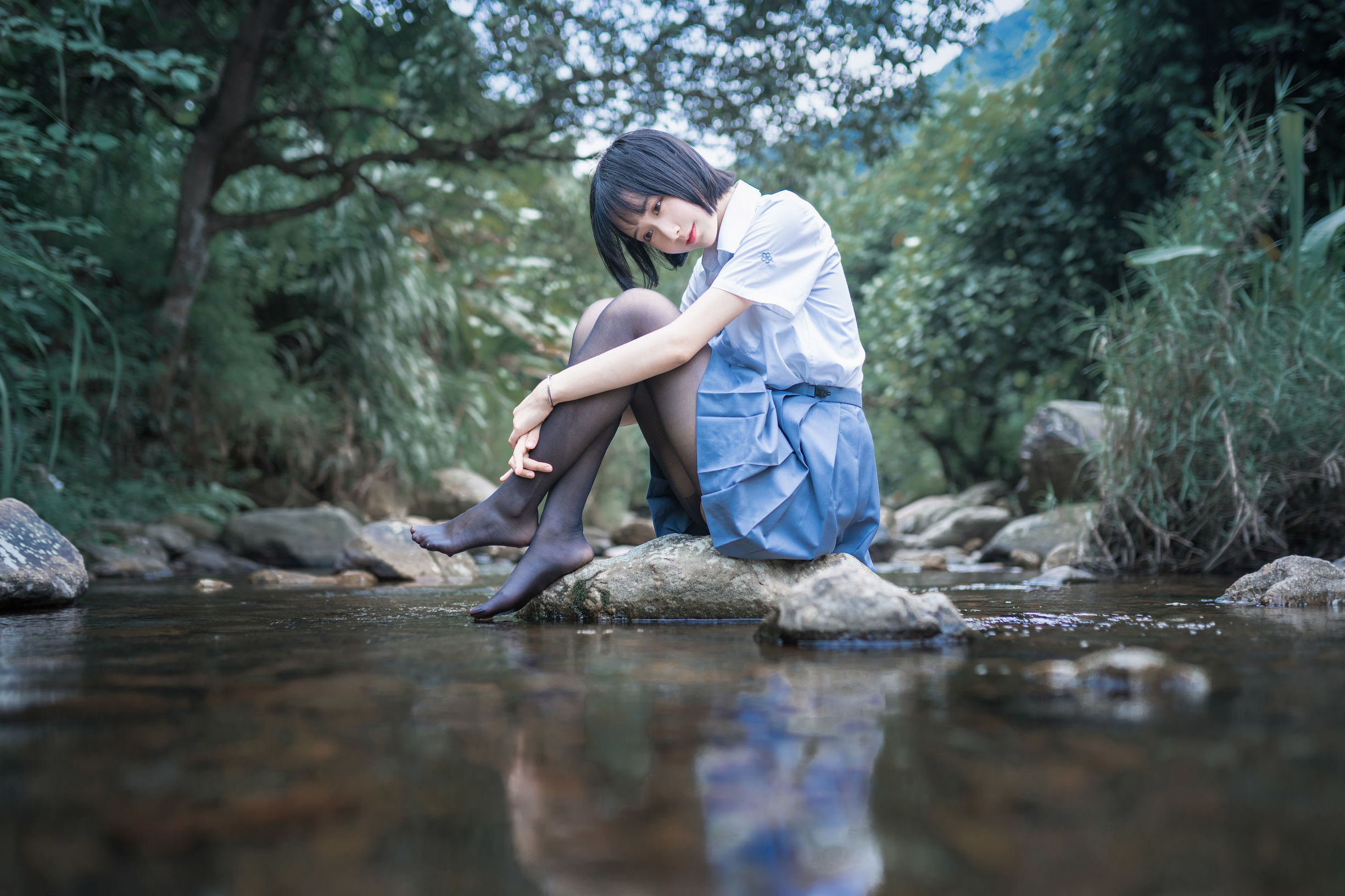 萌え系お姉さん ムミェンミェン OwO 水色渓辺の制服