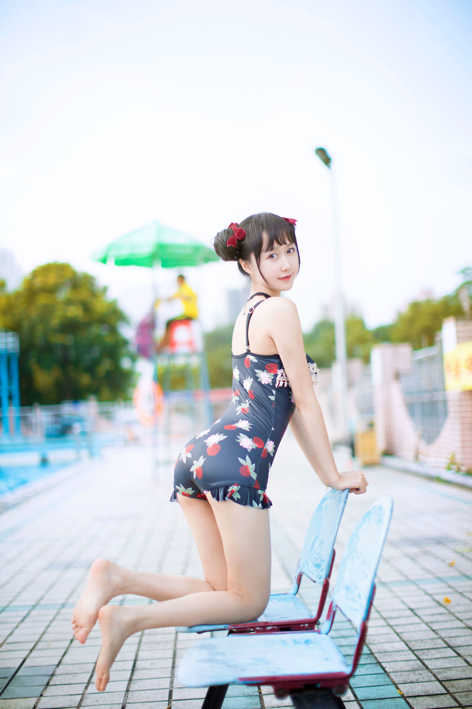 萌え系お姉さんムーミェンミェンOwO いちご水着