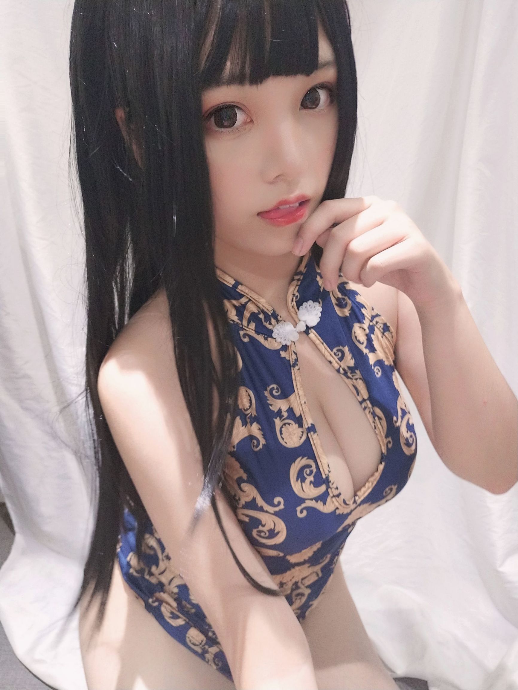Moe-style Big Sister Honey Cat Qiu Qipao Sister