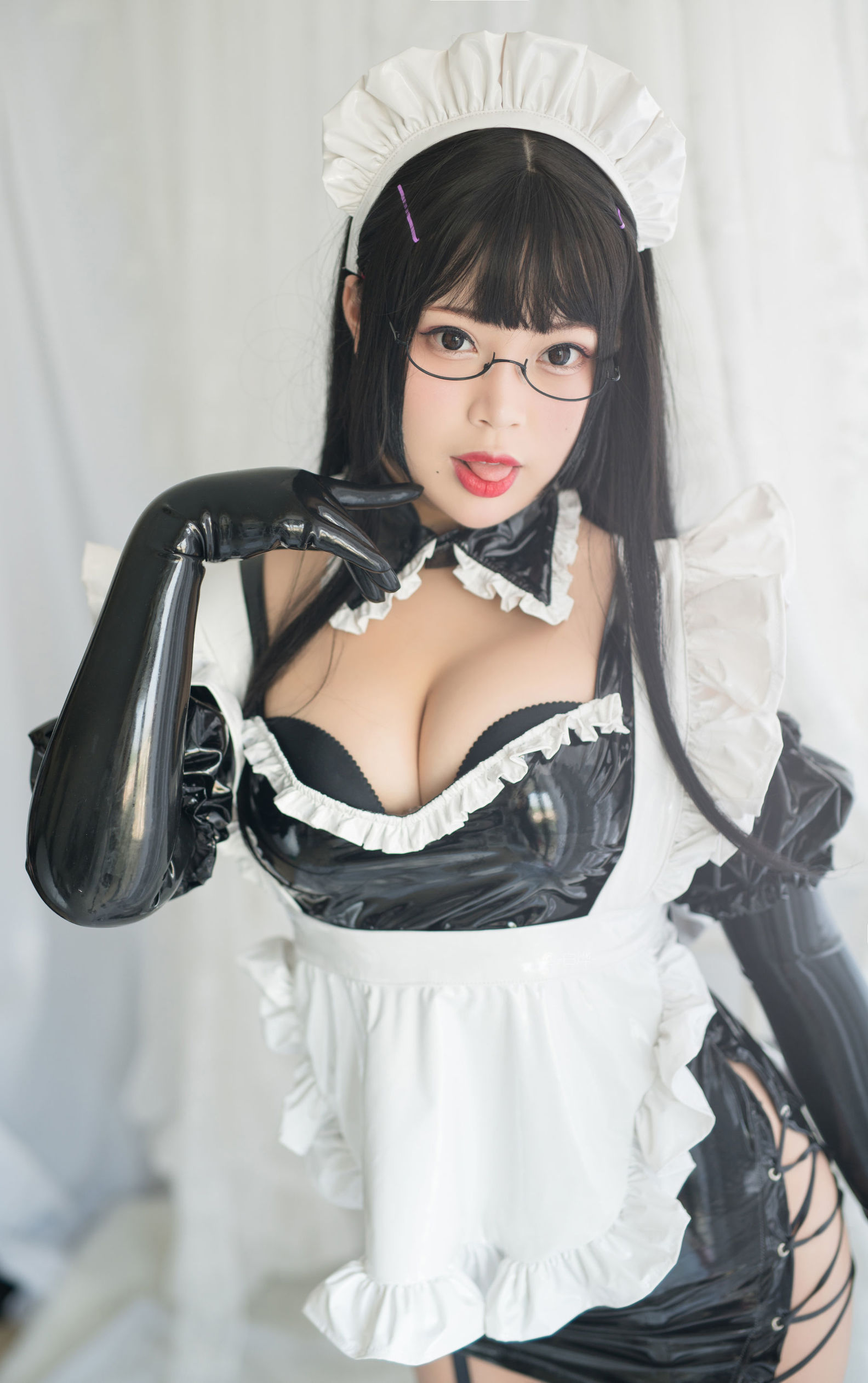 萌え系お姉さん - バイイェ - ツンデレ黒膠メイド