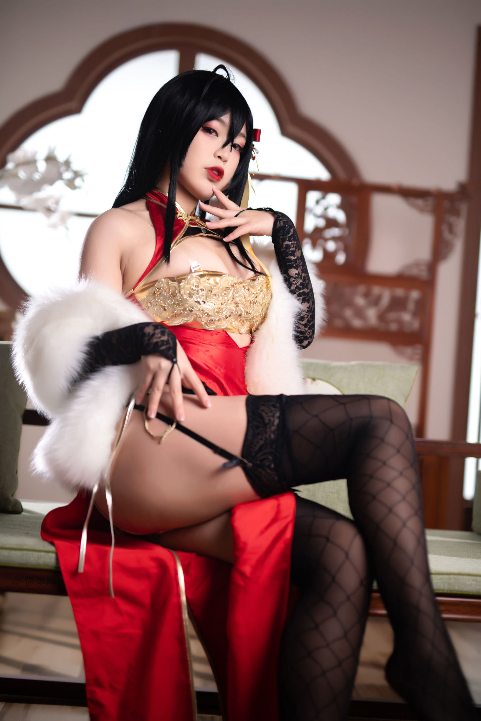 Moe-style big sister - Bai Ye - Great Phoenix Qipao