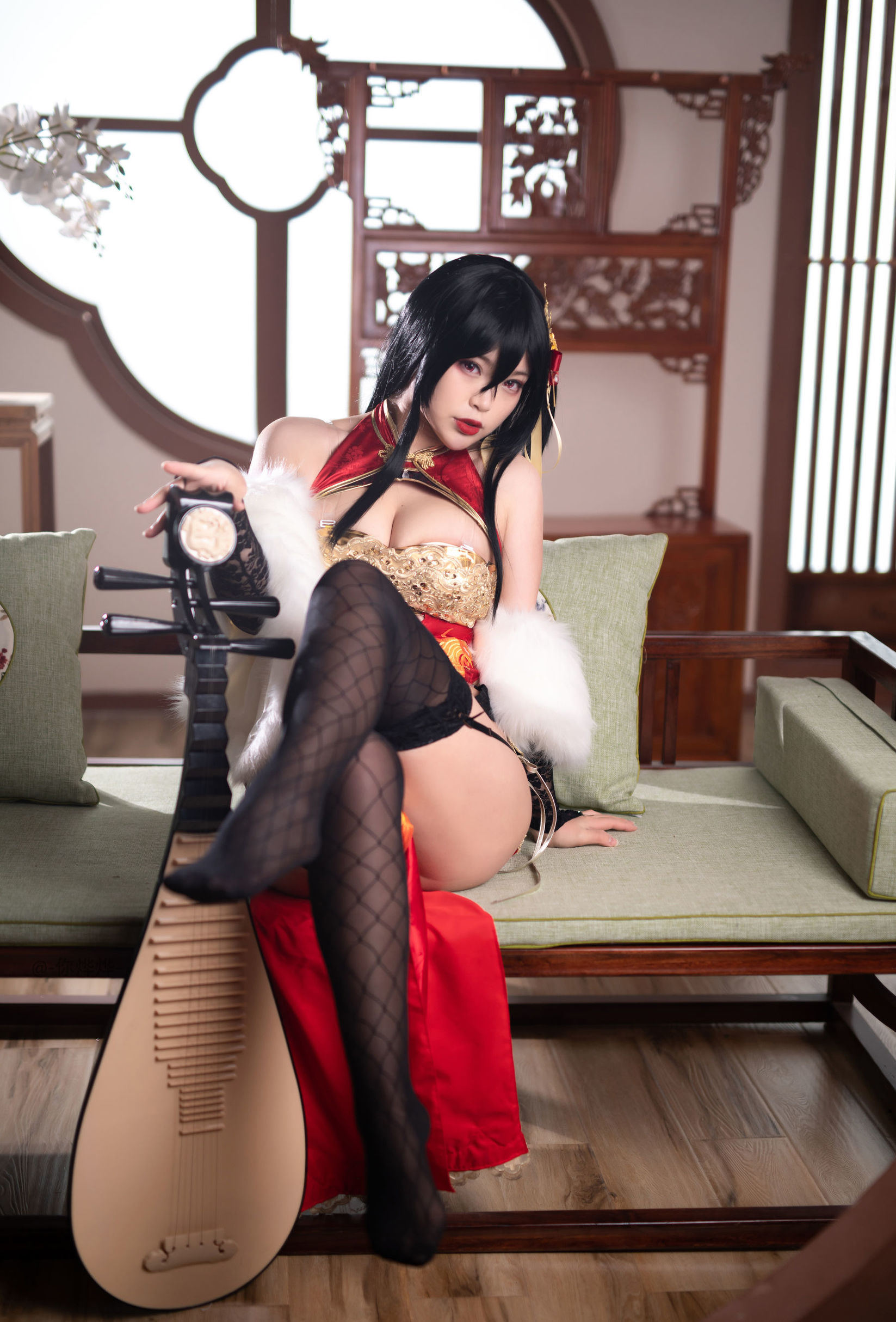 Moe-style big sister - Bai Ye - Great Phoenix Qipao