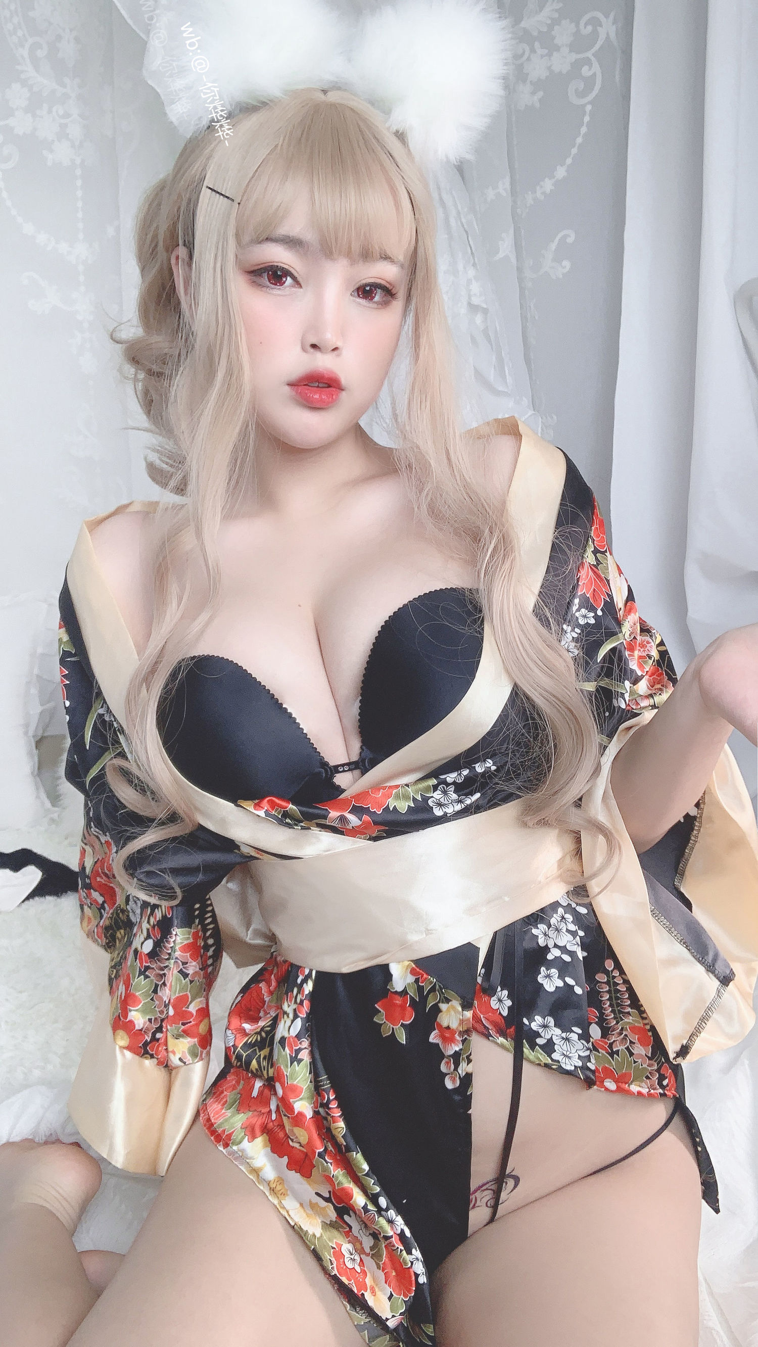 Moe Big Sister - Bai Ye - Fox Spirit Girlfriend