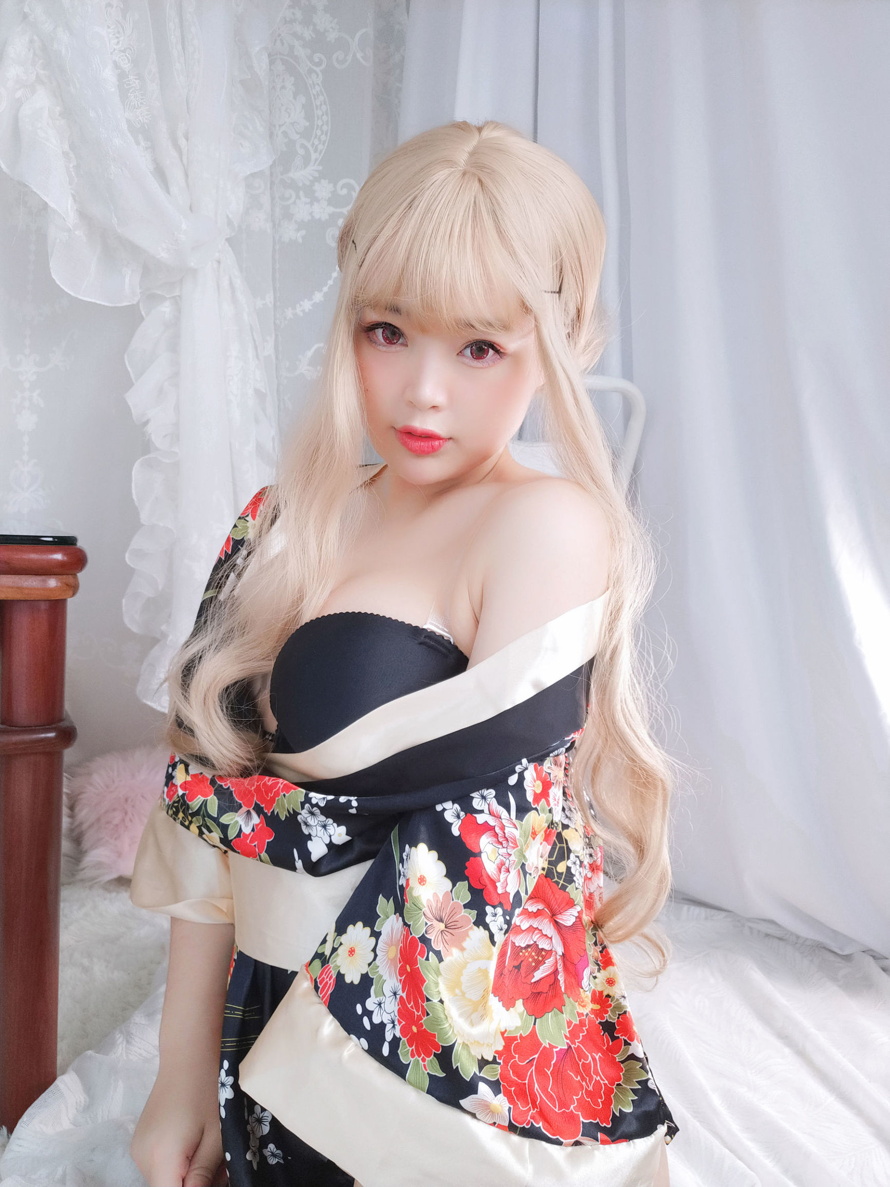 Moe Big Sister - Bai Ye - Fox Spirit Girlfriend