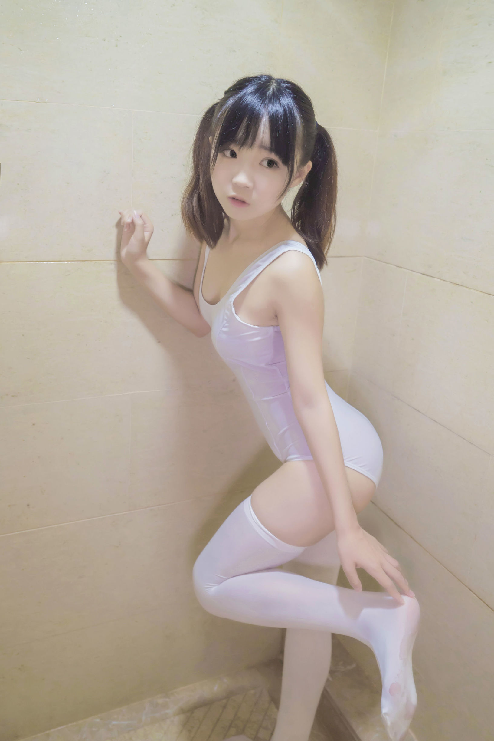蘿莉御子Yumiko 白色死庫水