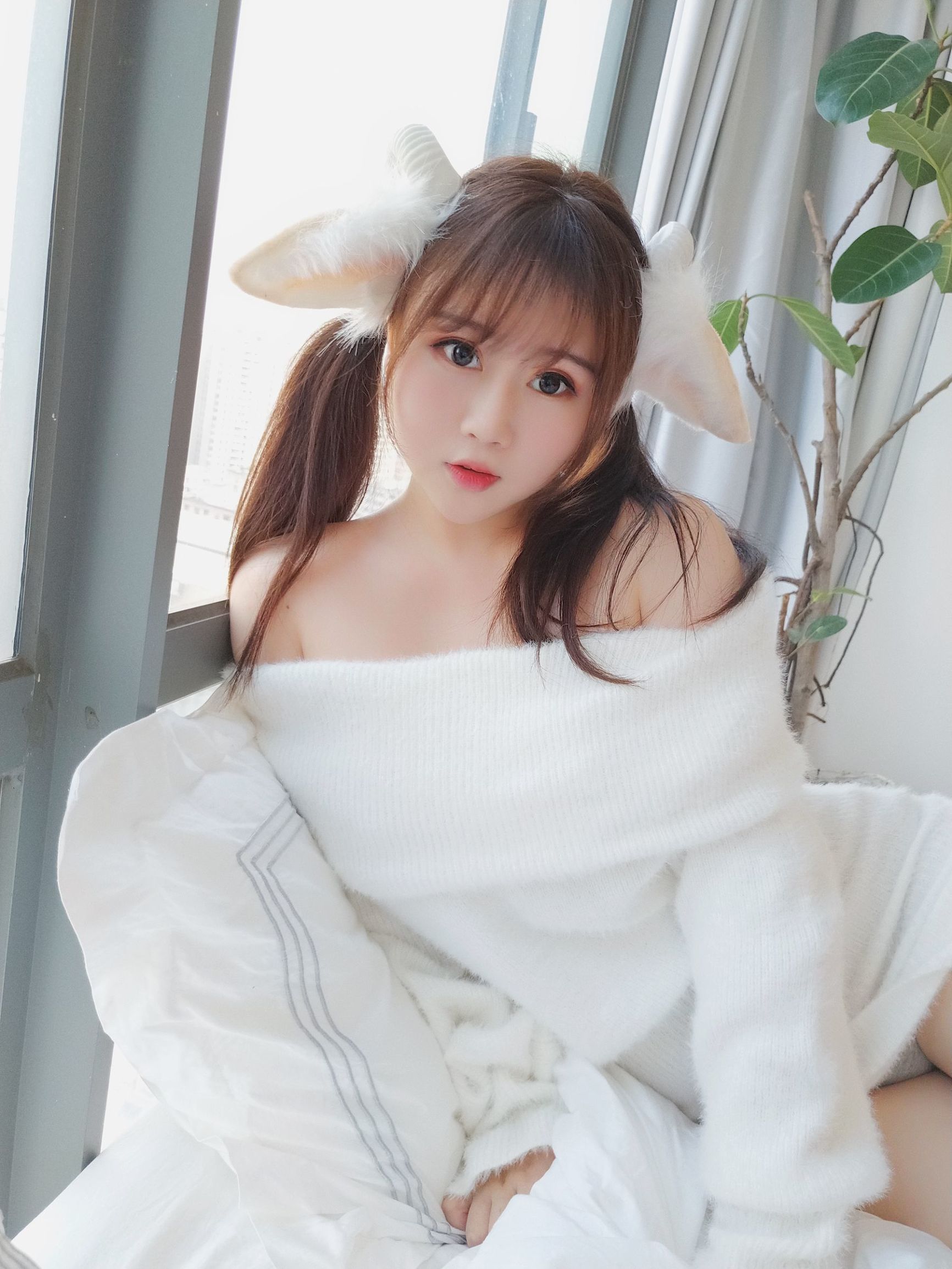 蜜桃少女是依醬呀 羊咩咩