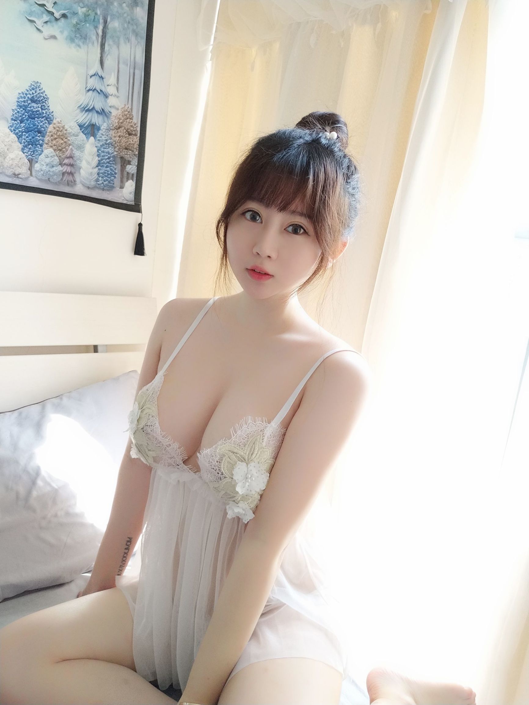 蜜桃少女是依醬呀 蕾絲內衣