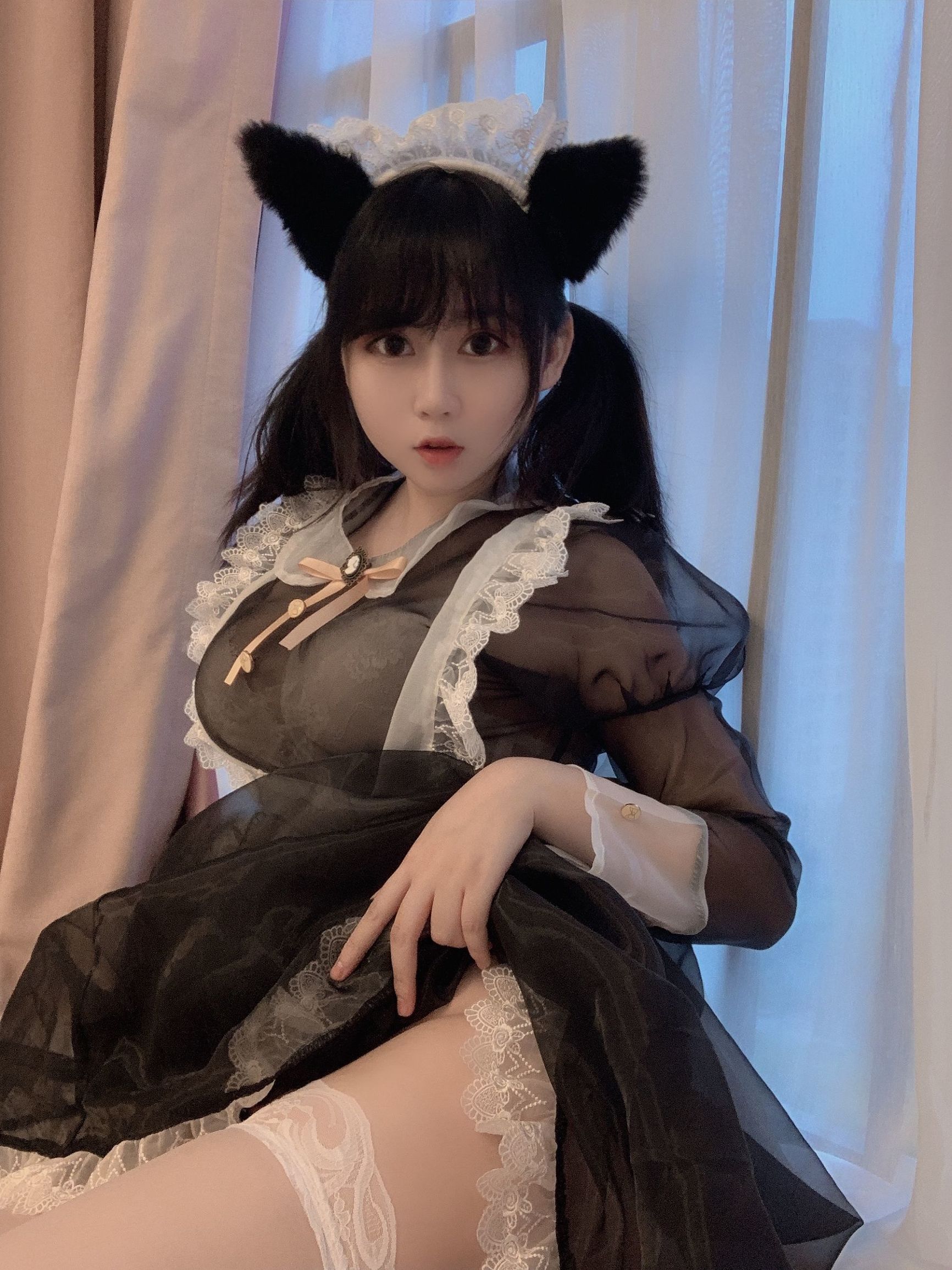 복숭아 소녀는 이장야, 블랙 실 메이드