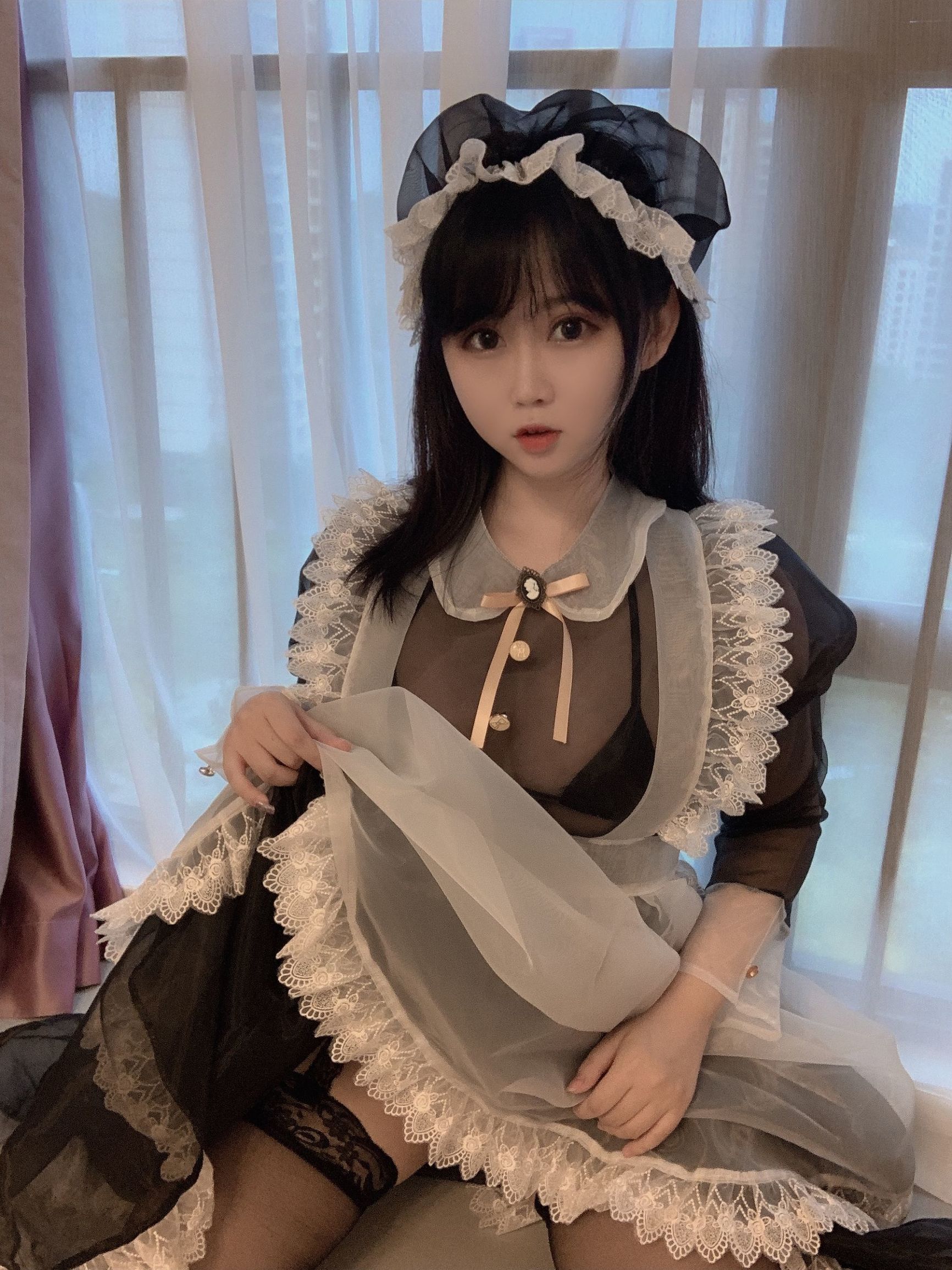 복숭아 소녀는 이장야, 블랙 실 메이드