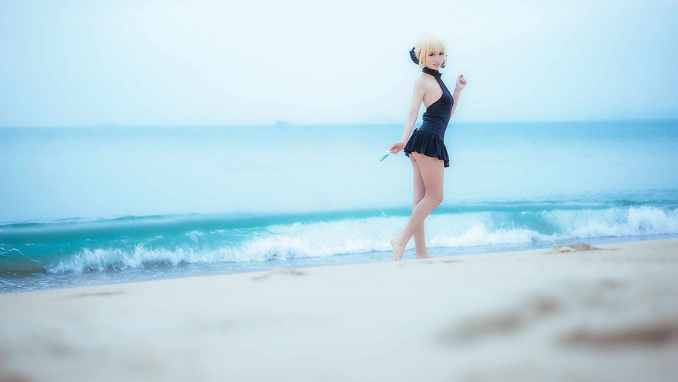 超人氣 Coser 鰻魚霏兒 騎士王 海邊