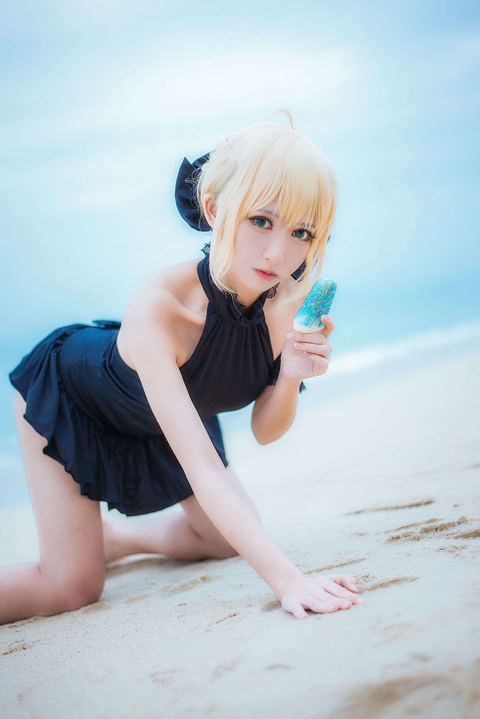 超人氣 Coser 鰻魚霏兒 騎士王 海邊
