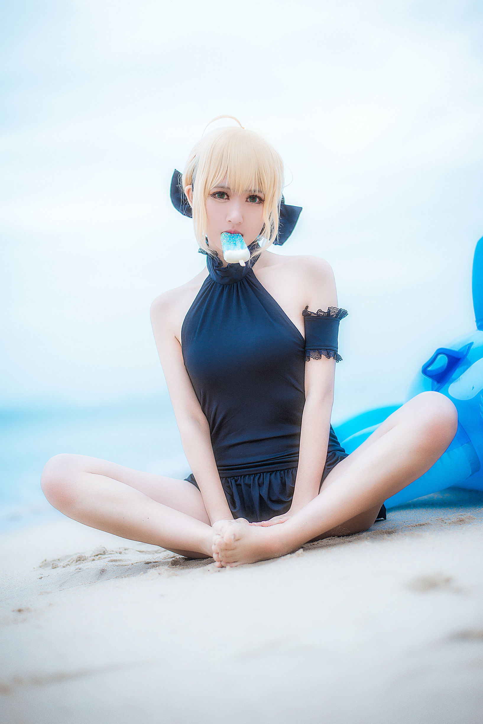 超人氣 Coser 鰻魚霏兒 騎士王 海邊