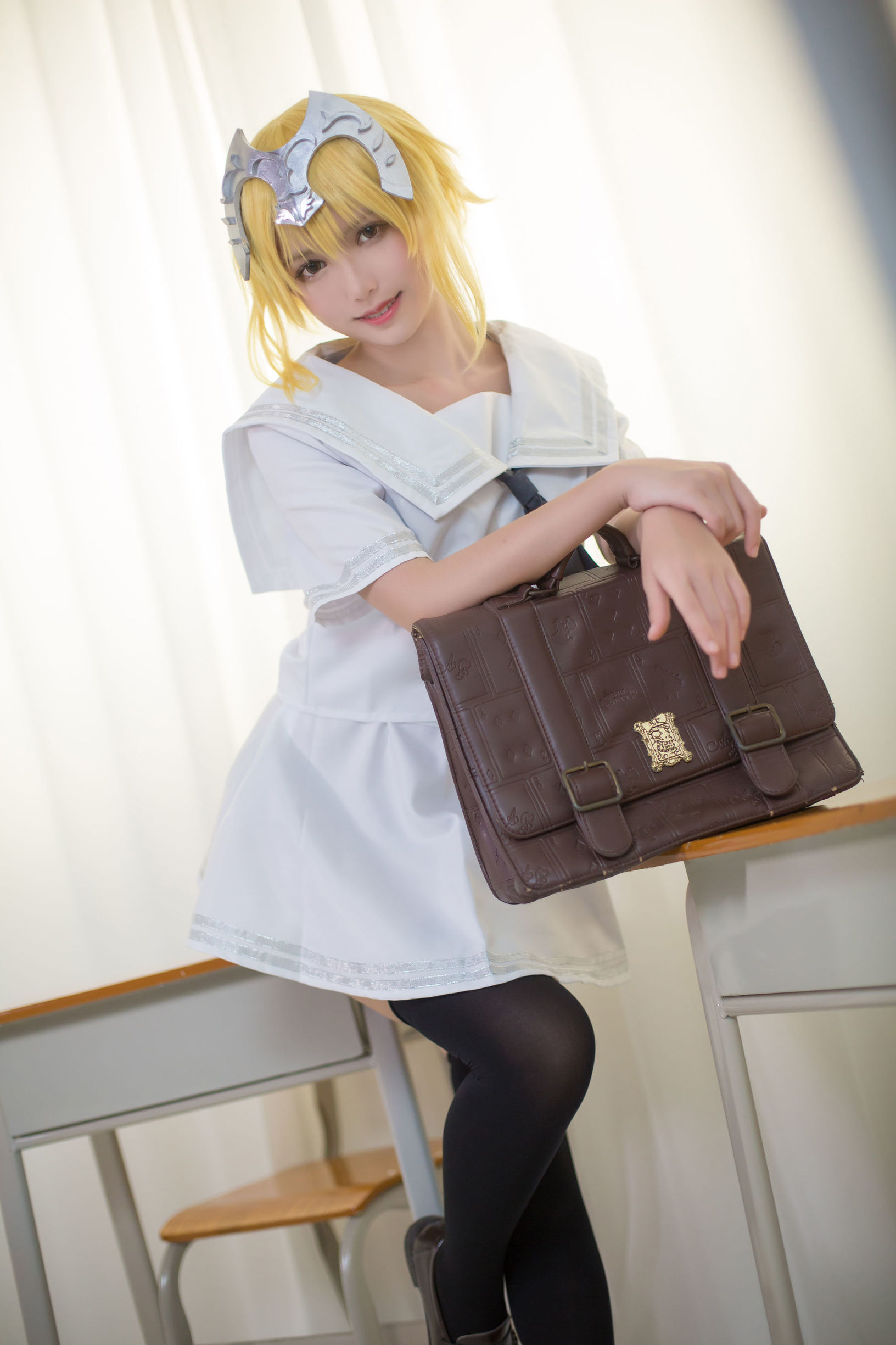 Super Popular Coser Eel Fei Er & Big Meatball Amiee Joan of Arc