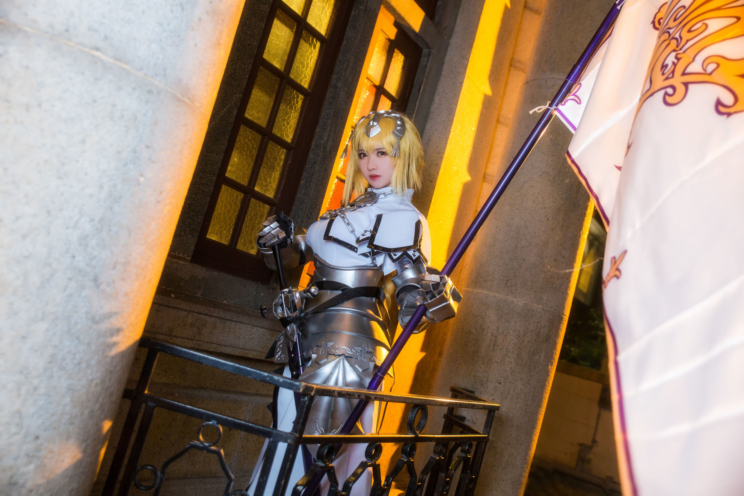 Super Popular Coser Eel Fei Er & Big Meatball Amiee Joan of Arc