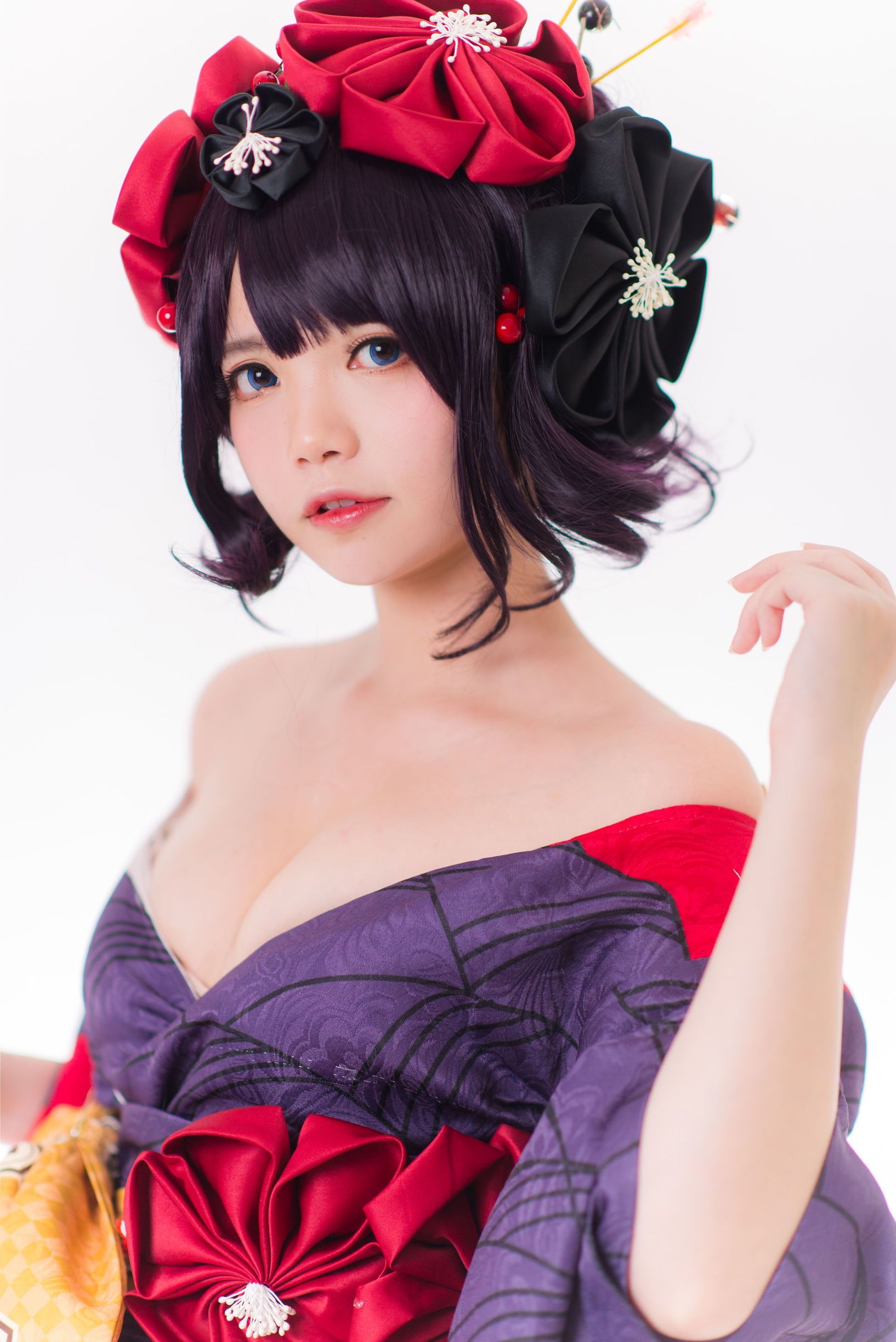 Vietnamese Cosplayer Miu Hokusai