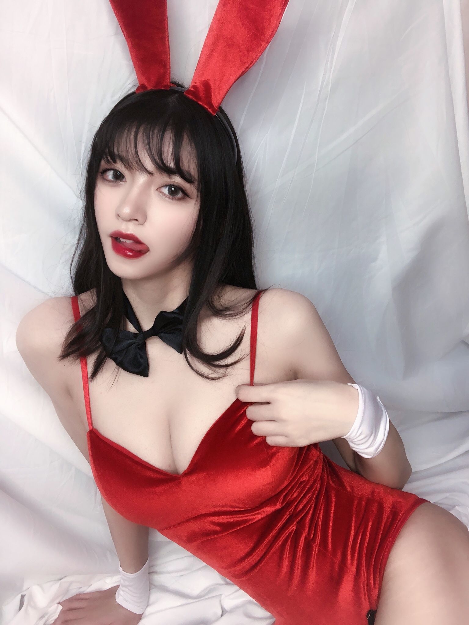 Ming Ming Kizami Red Velvet Rabbit Girl