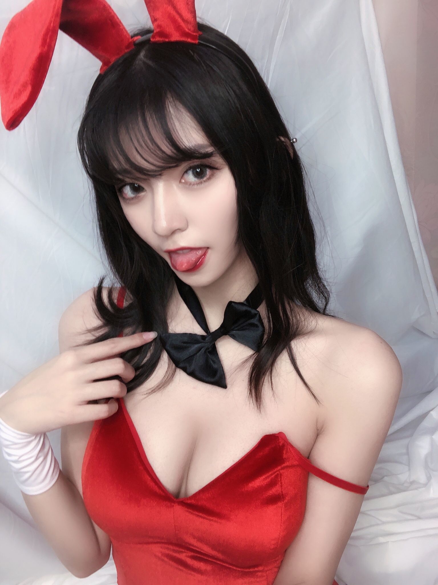 Ming Ming Kizami Red Velvet Rabbit Girl