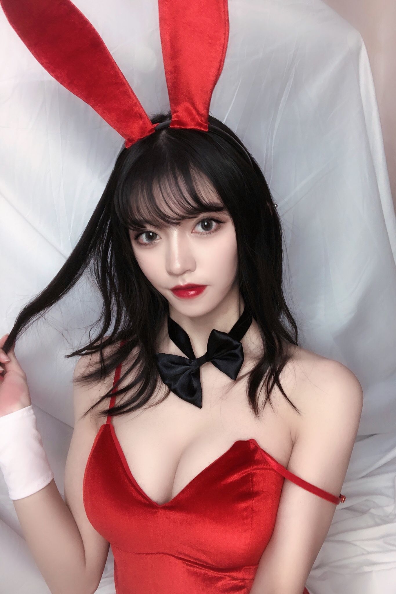 Ming Ming Kizami Red Velvet Rabbit Girl