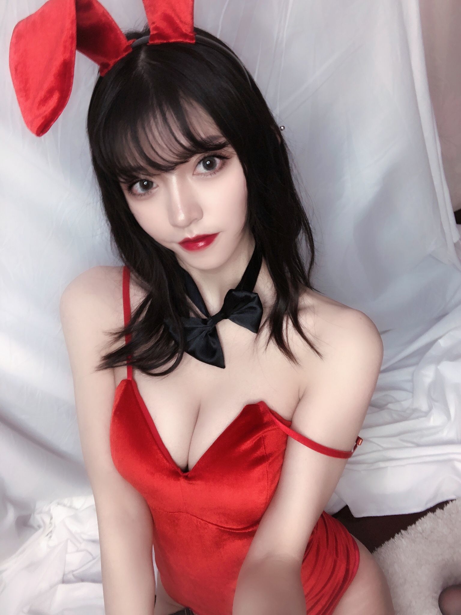 Ming Ming Kizami Red Velvet Rabbit Girl