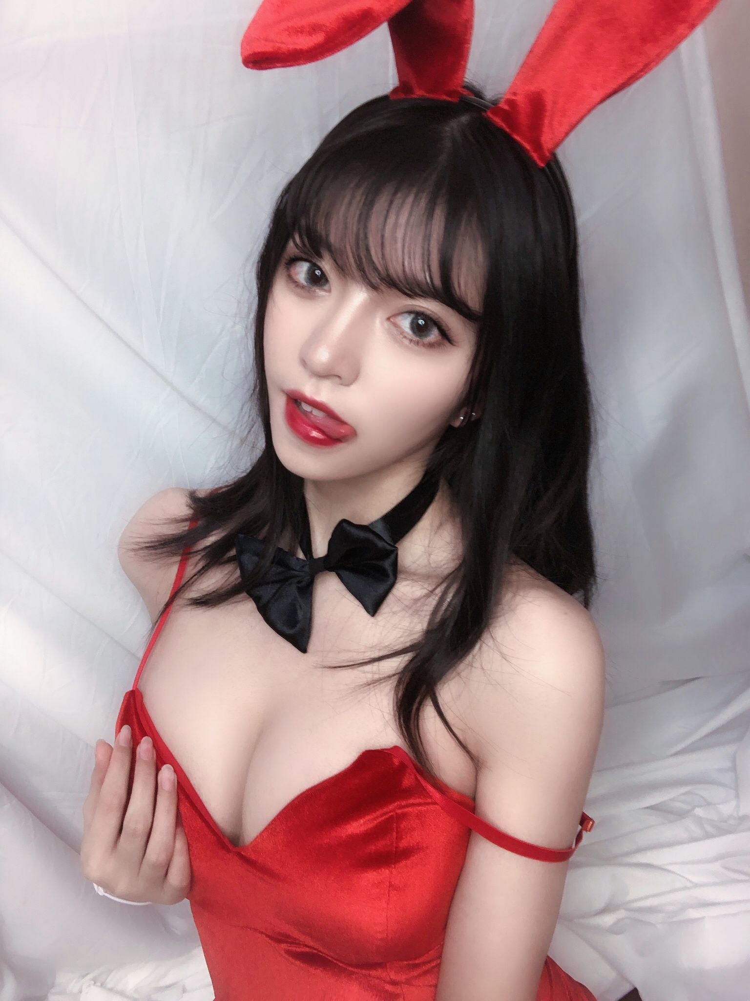 Ming Ming Kizami Red Velvet Rabbit Girl