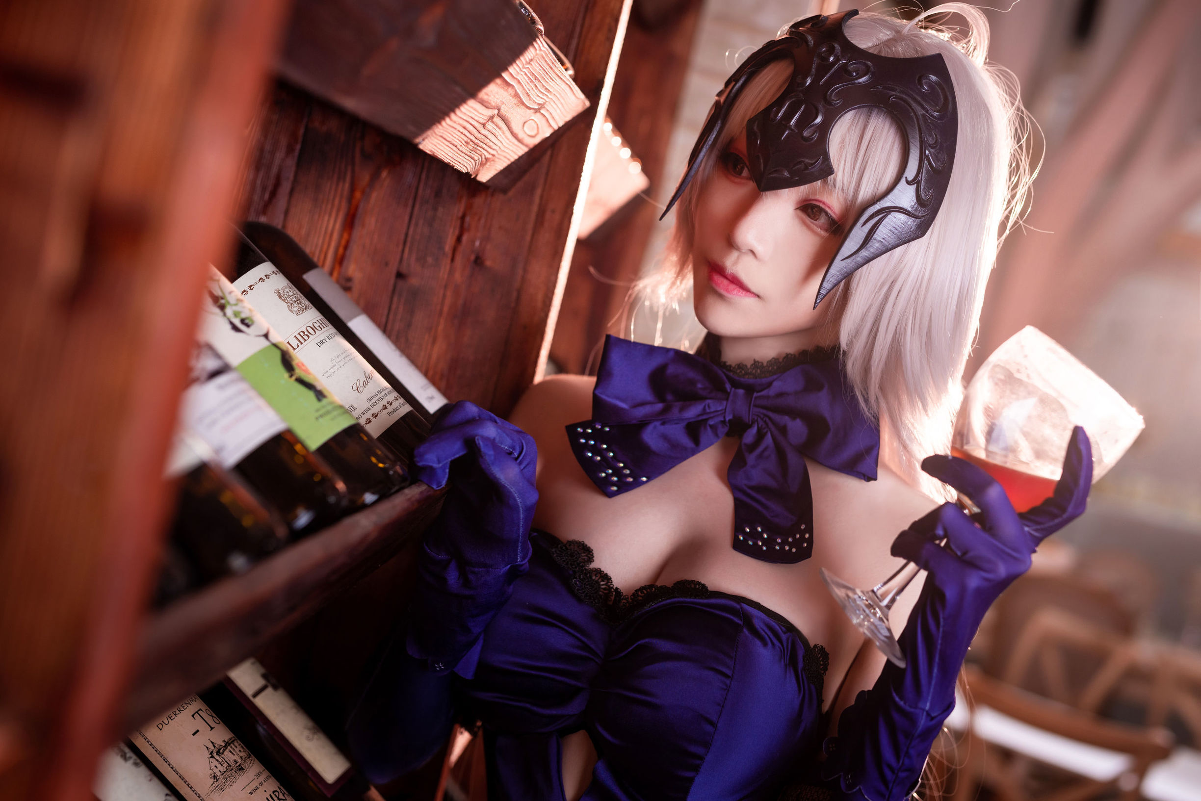 ขายาว Coser ชิงชิงจื่อเจส หงักเจิ้น, มื้อค่ำของคืนศักดิ์สิทธิ์