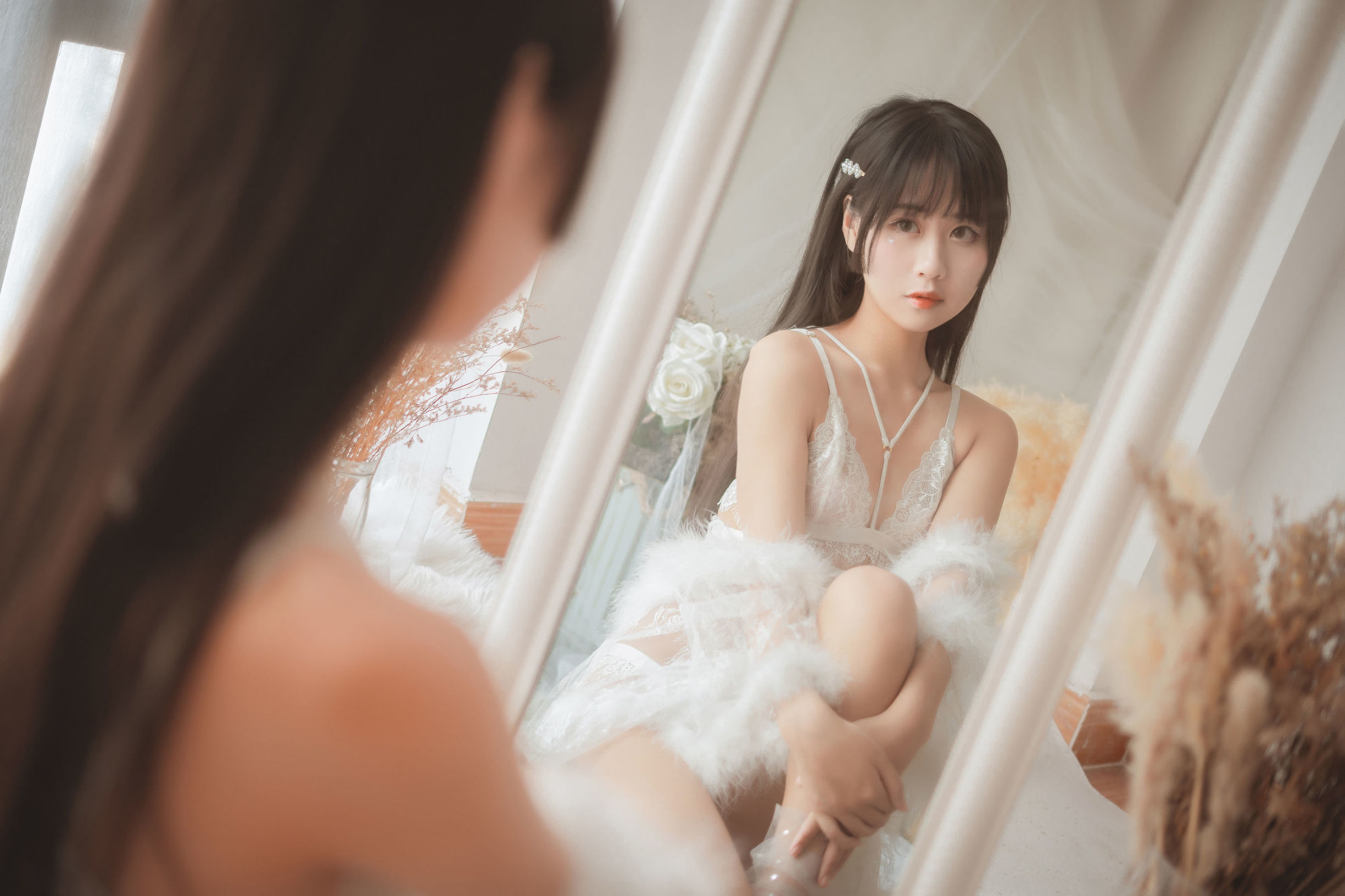 Dương Quang Mỹ Thiếu Nữ Mộng Nha o0 Đồ lót lông