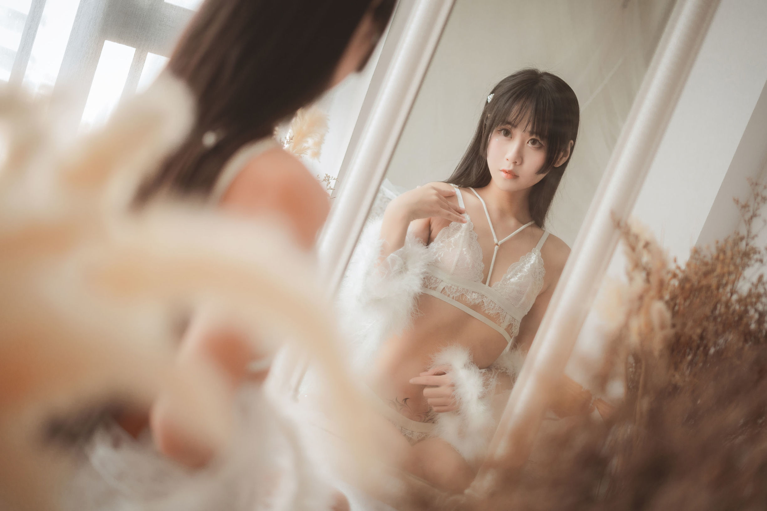 Dương Quang Mỹ Thiếu Nữ Mộng Nha o0 Đồ lót lông