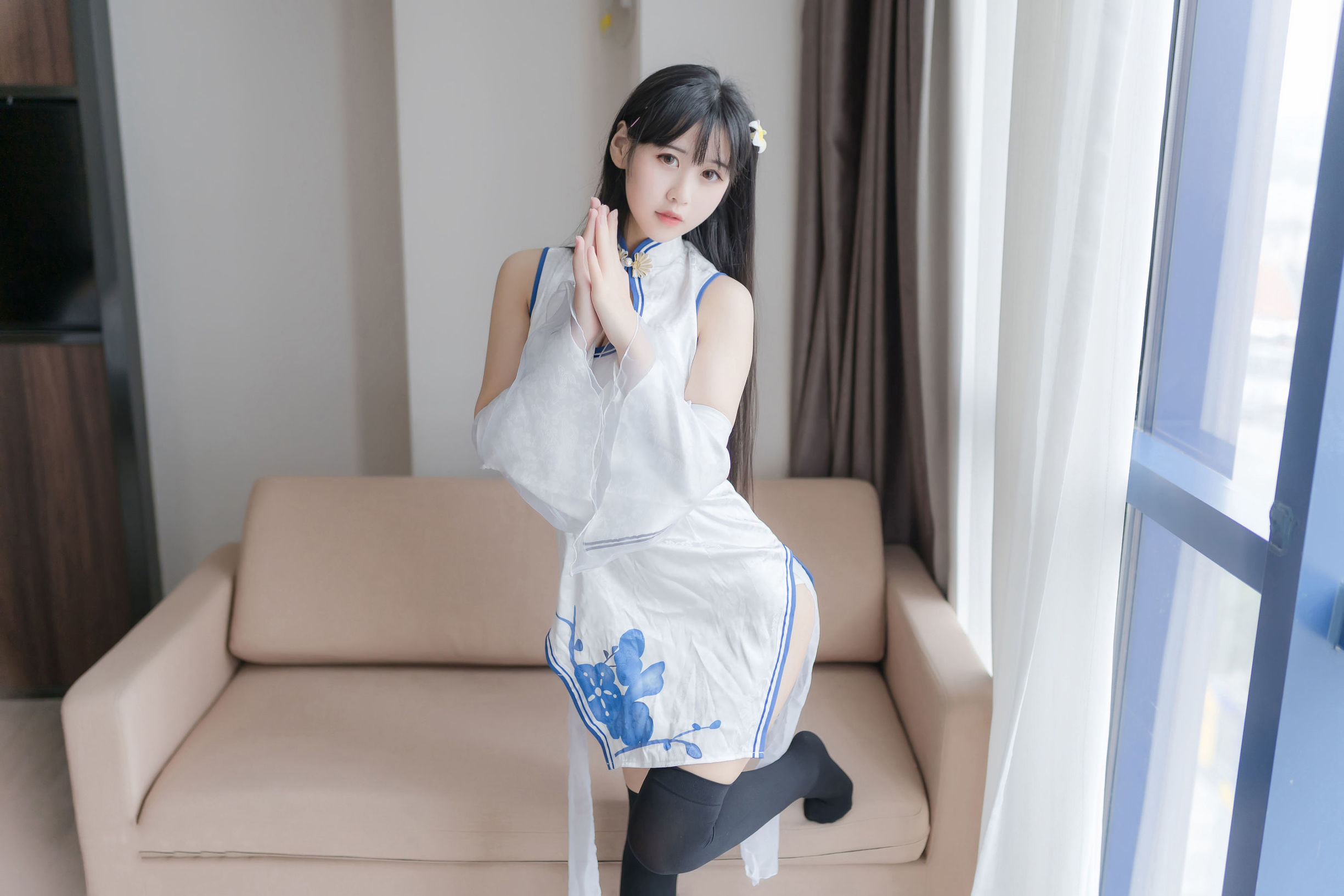 Ánh nắng Đẹp Thiếu nữ Mầm non o0 Bình Nhi