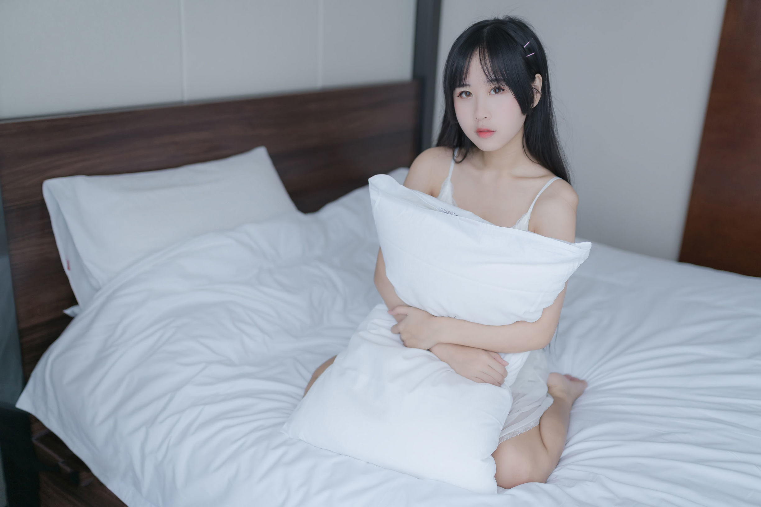陽光美少女萌芽兒o0 白色私房