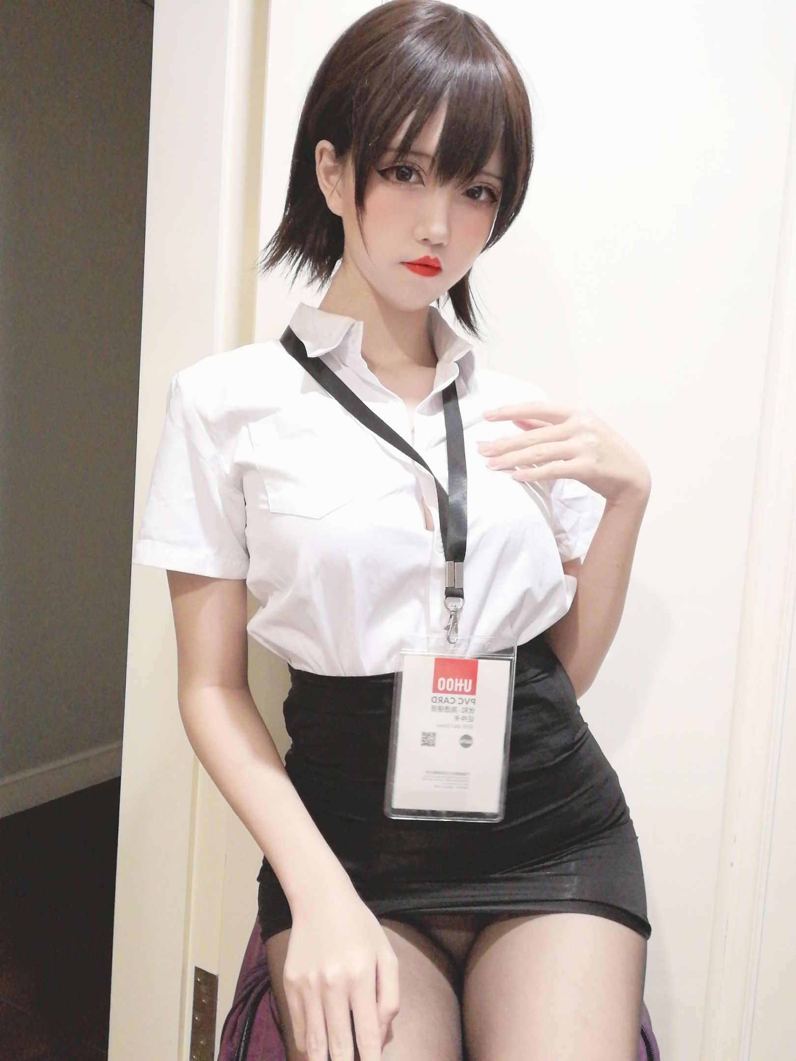 わんぱく少女 アシュンかおり 黒ストッキングOL