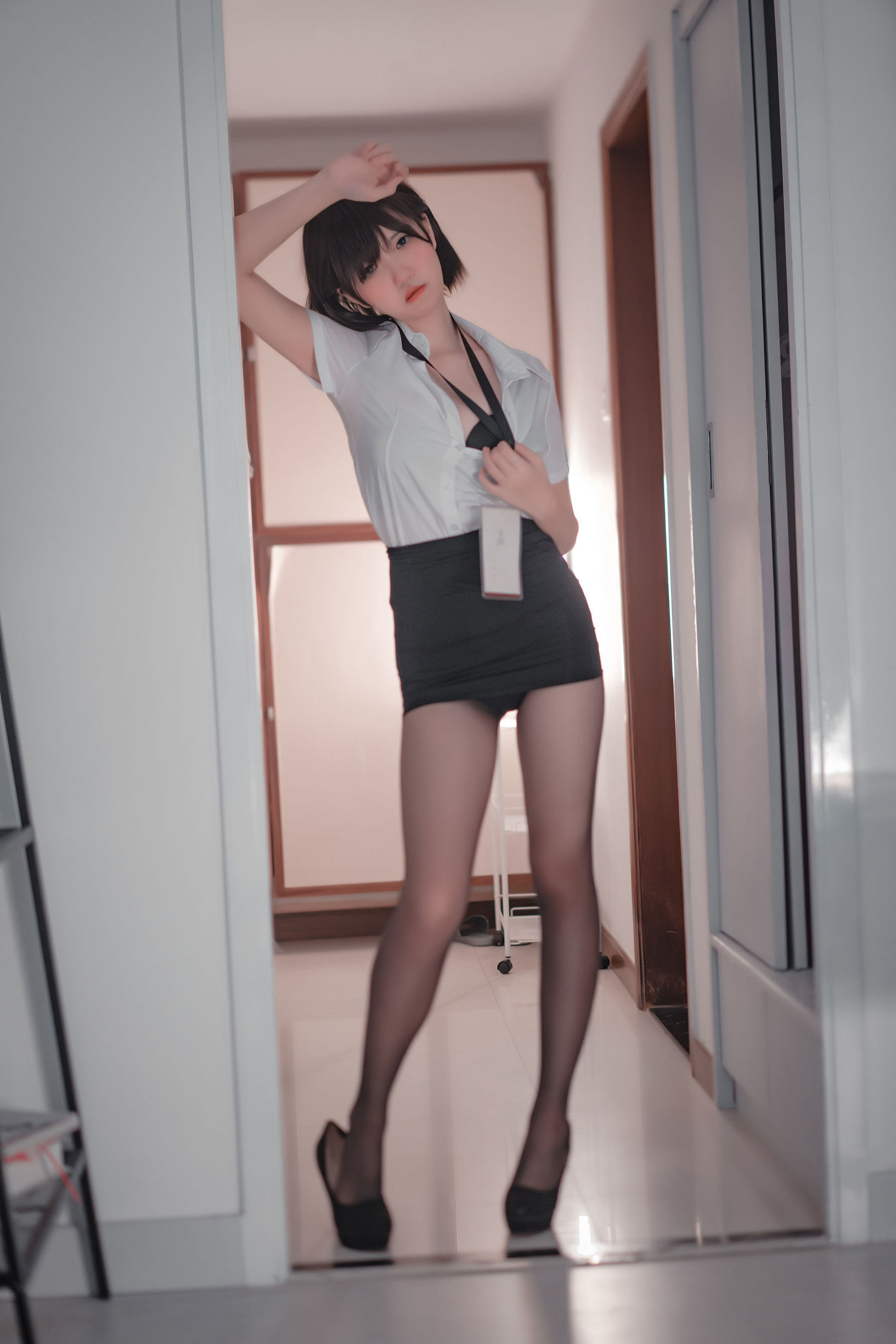สาวน้อยกวน อาเซิ่นคาโอริ ถุงน่องดำ OL