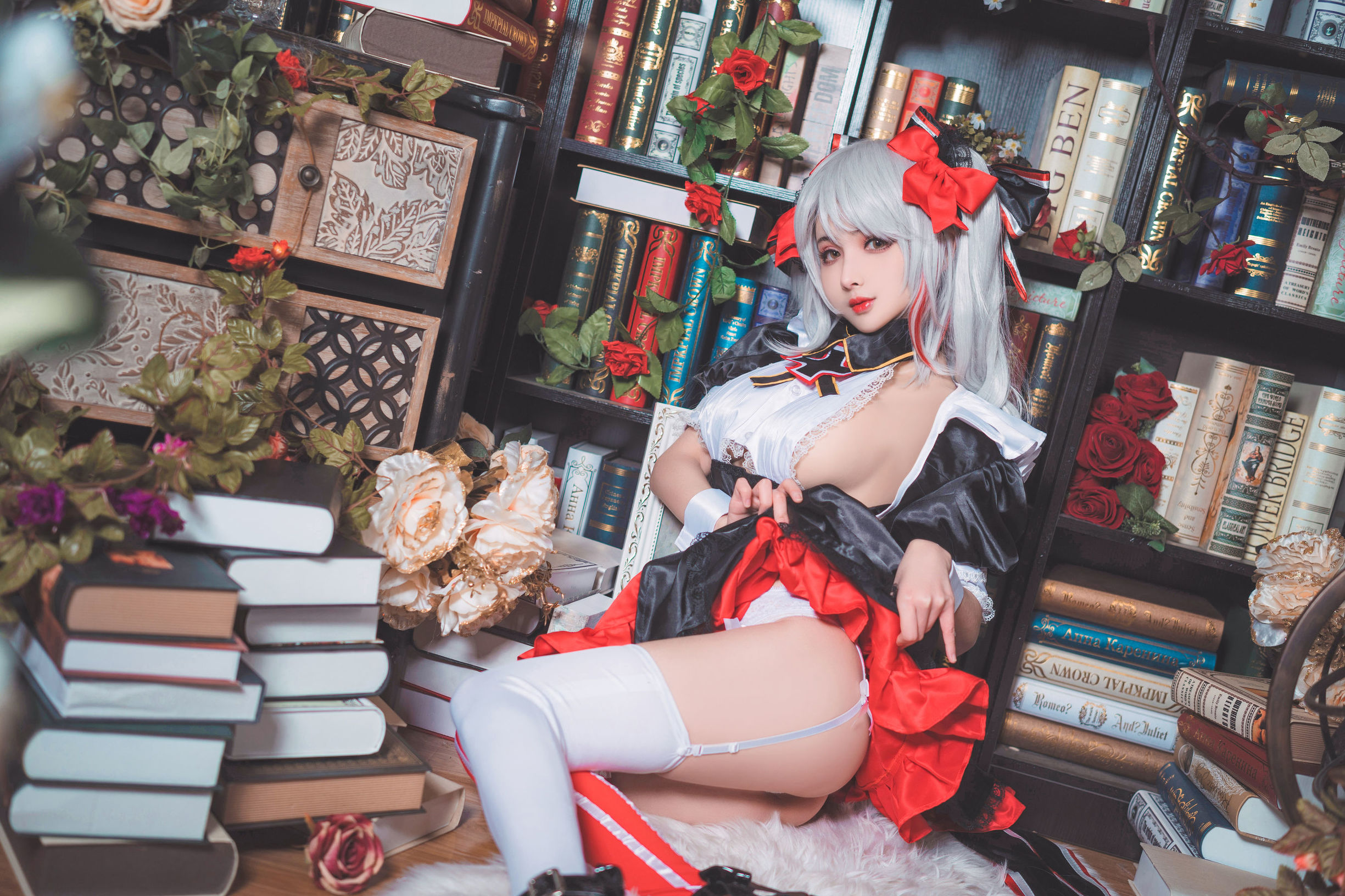 コスプレの福利 Riokoりょうりょう子 欧根メイド