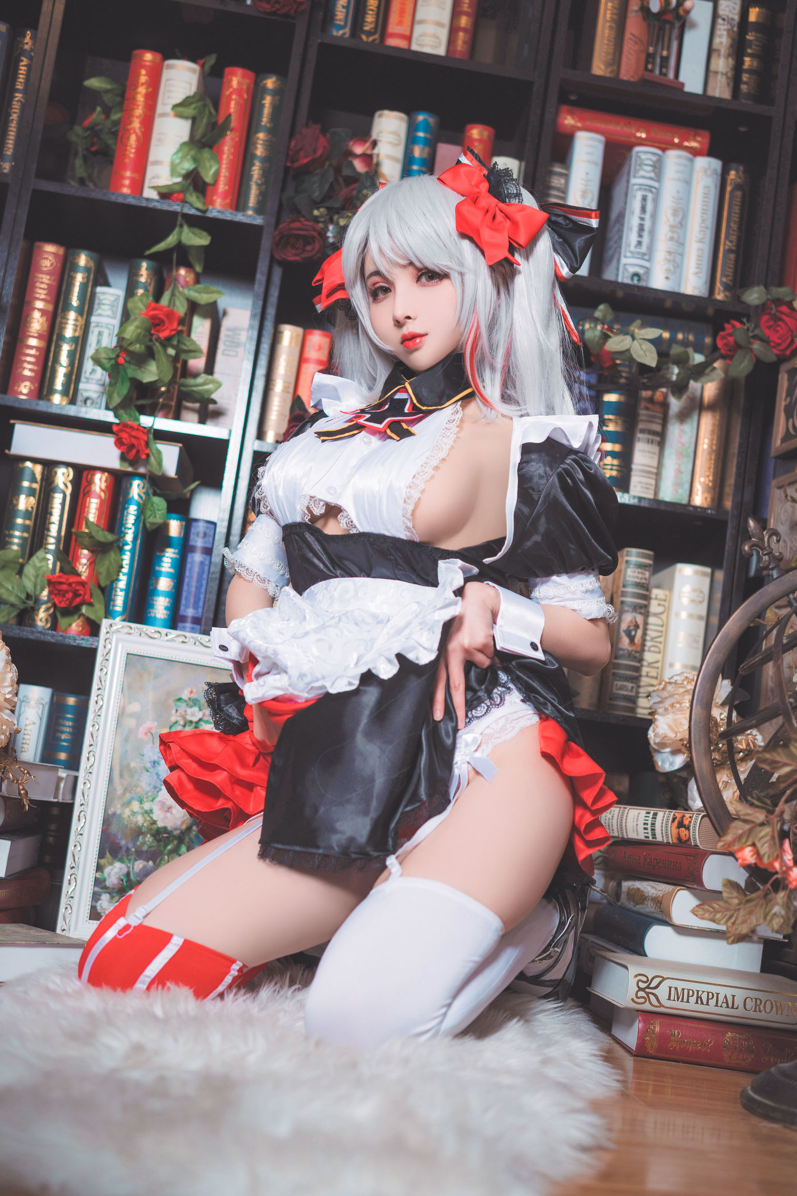 コスプレの福利 Riokoりょうりょう子 欧根メイド