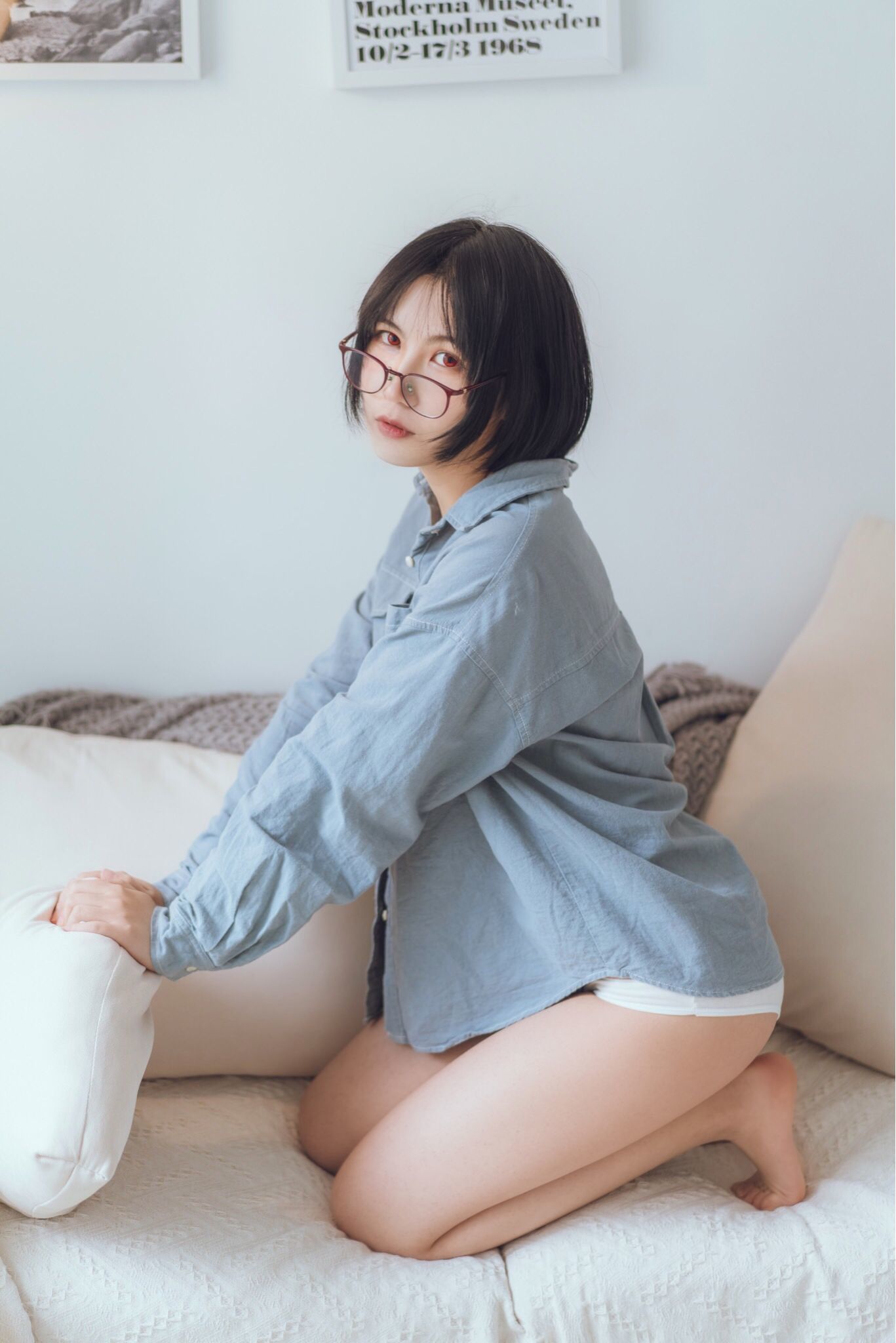코서 미녀 축월 수 파란색 셔츠