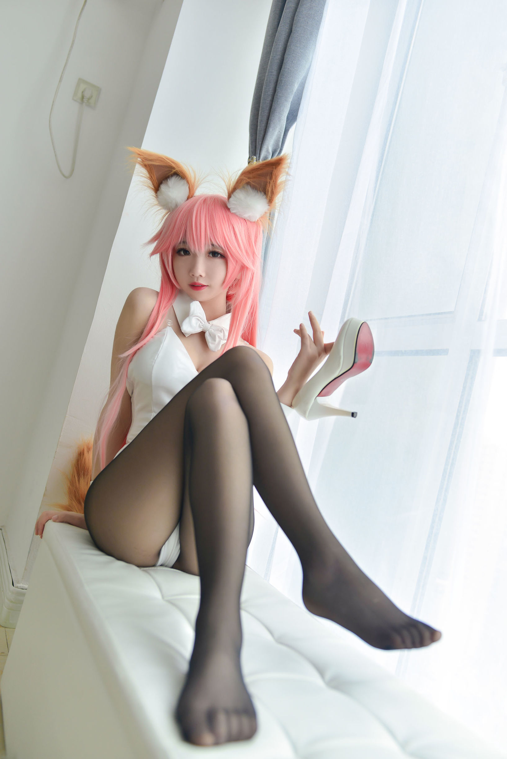 Cos tiểu thư Tuyết Kỳ Tamamo-no-Mae cô gái thỏ