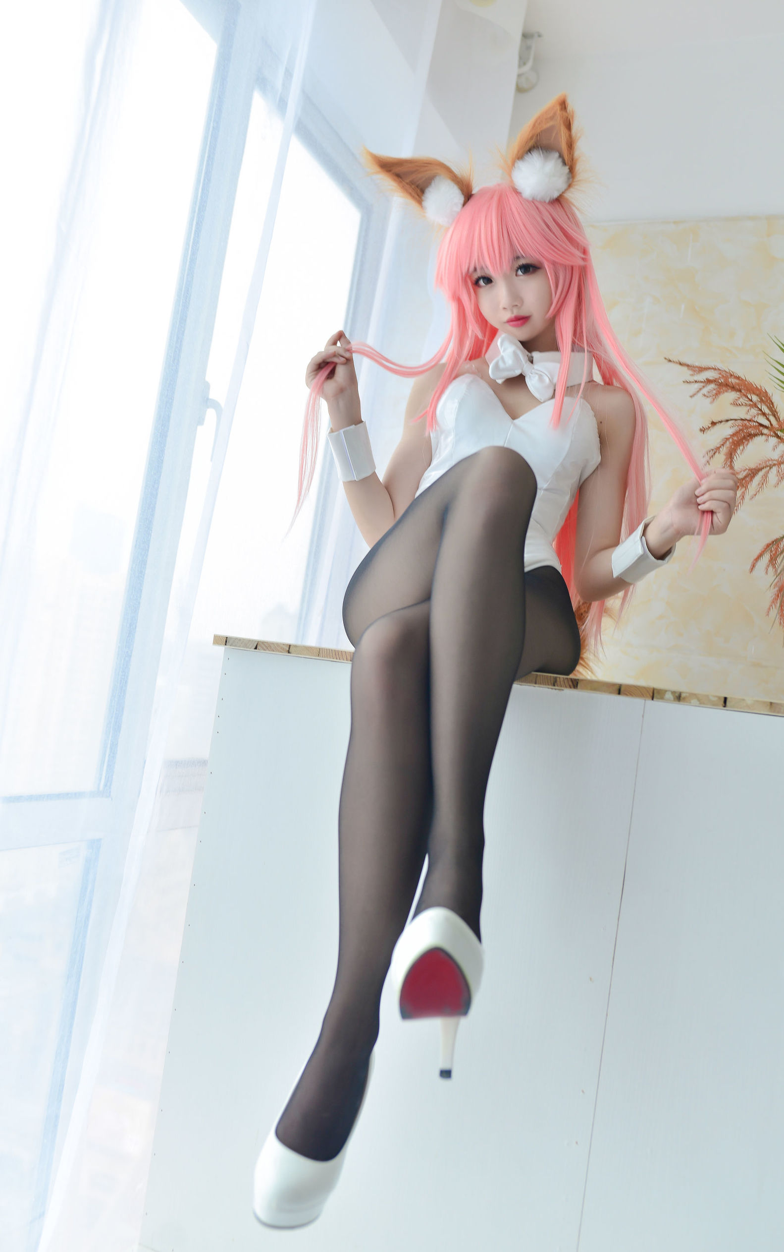 Cos tiểu thư Tuyết Kỳ Tamamo-no-Mae cô gái thỏ