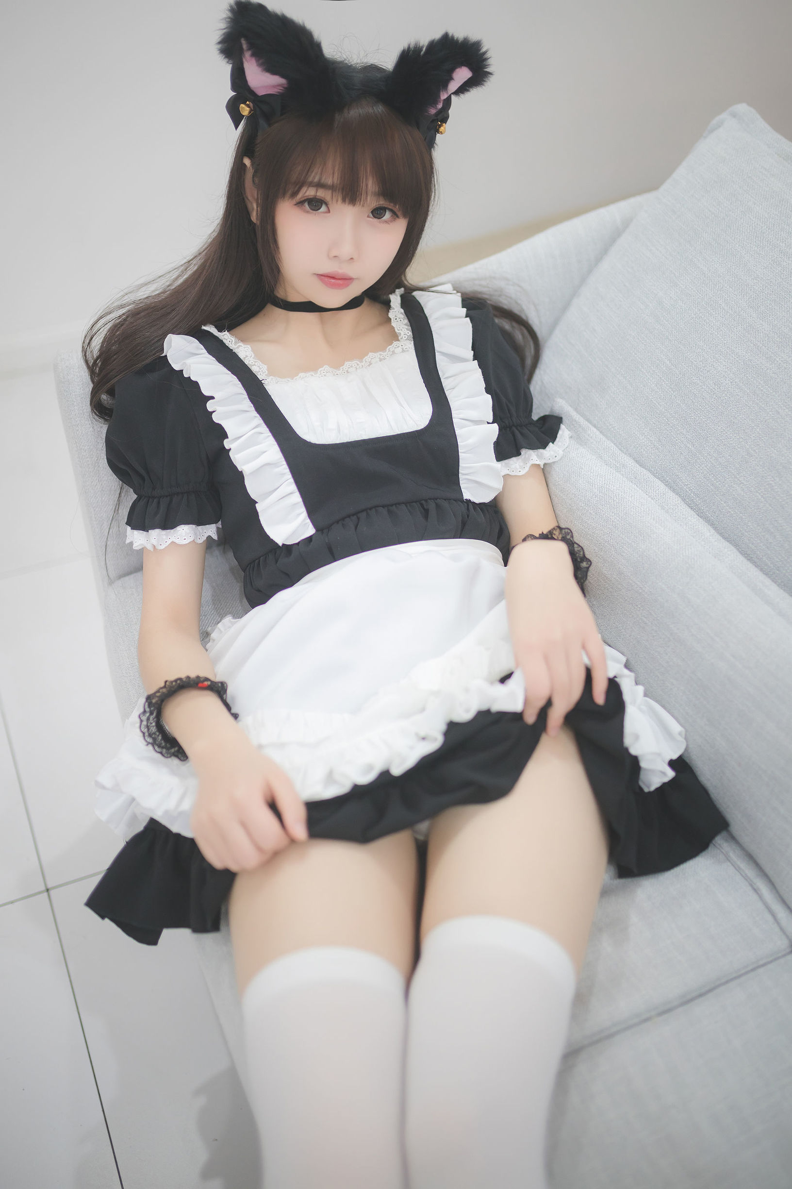 コスお嬢様セツキ 白ストッキングメイド