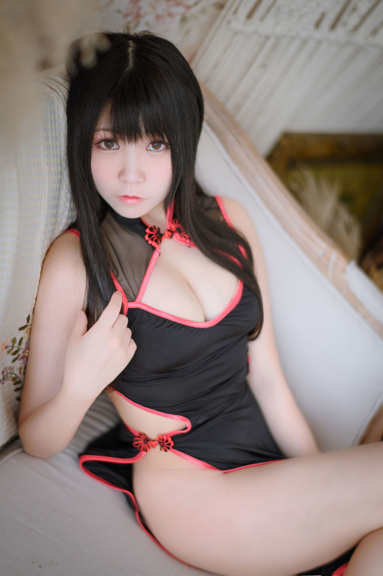 Coser Bảo Nhi Mysterial áo qipao gợi cảm