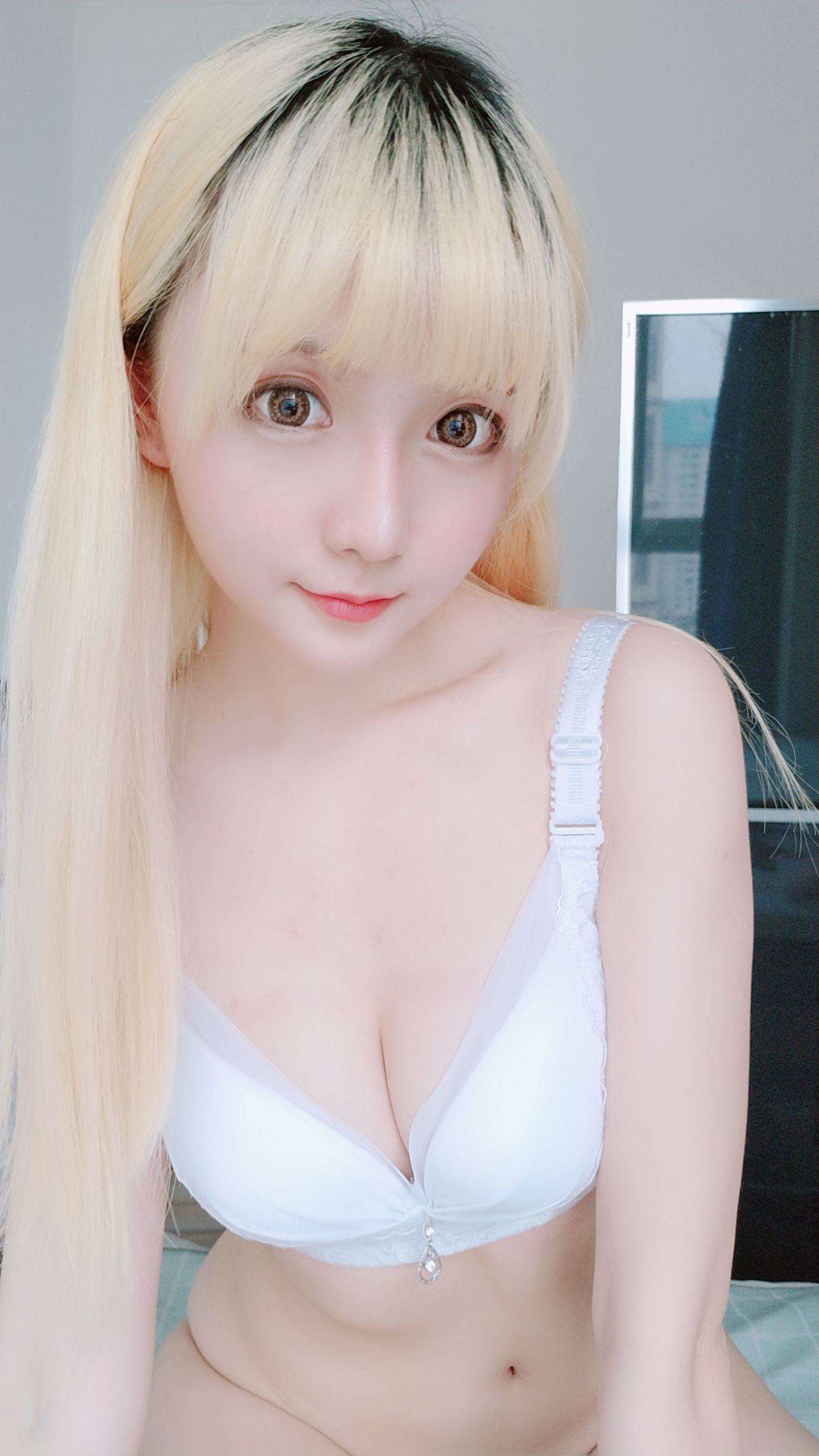 Coser tiểu thư Sao của Chi Chi trang phục thể dục